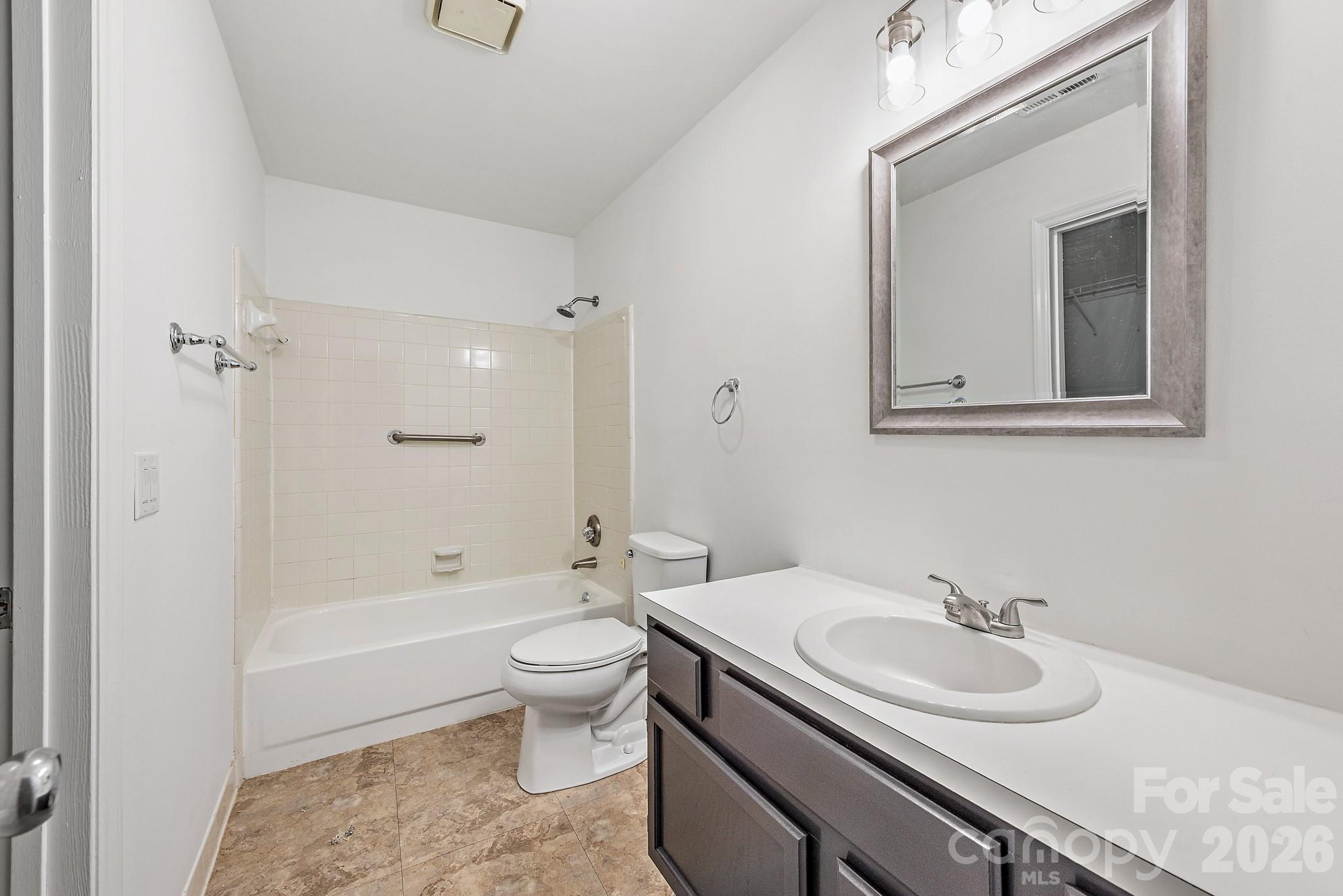 2715 Selwyn Avenue #34 — Charlotte