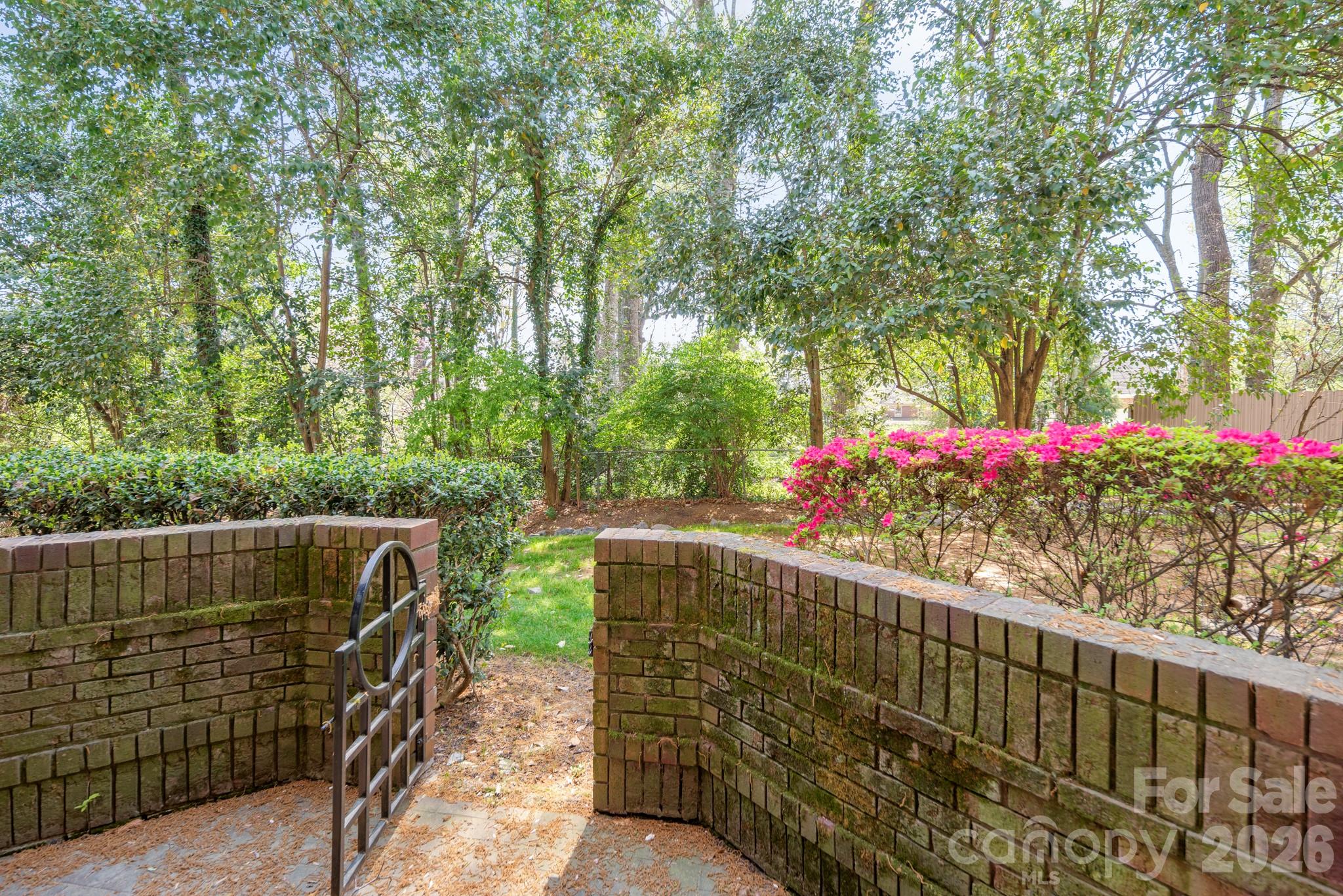 2715 Selwyn Avenue #34 — Charlotte