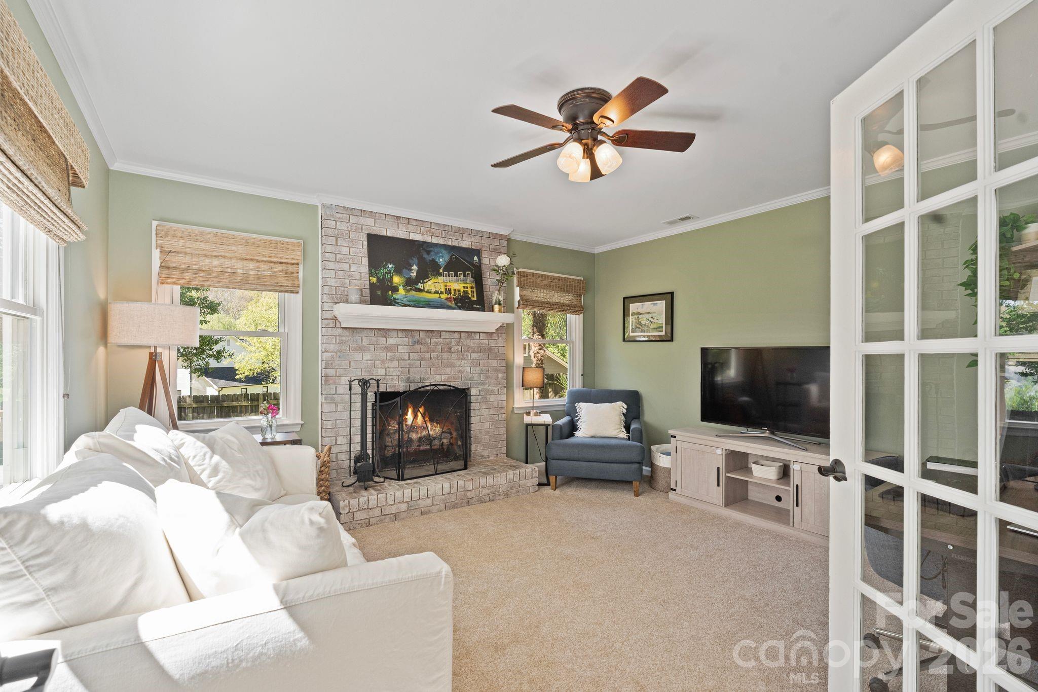 110 Steuben Drive — Huntersville