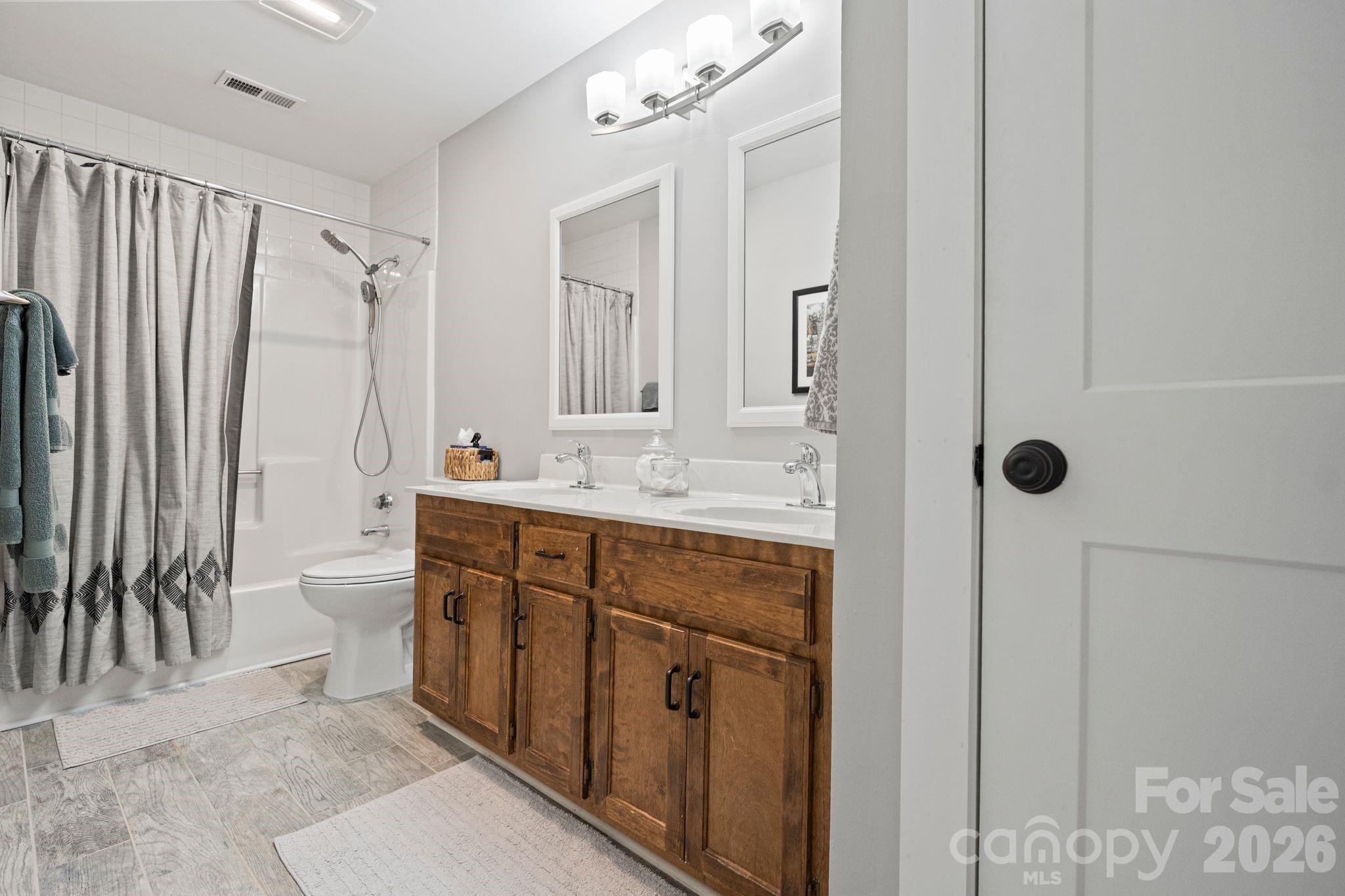 110 Steuben Drive — Huntersville