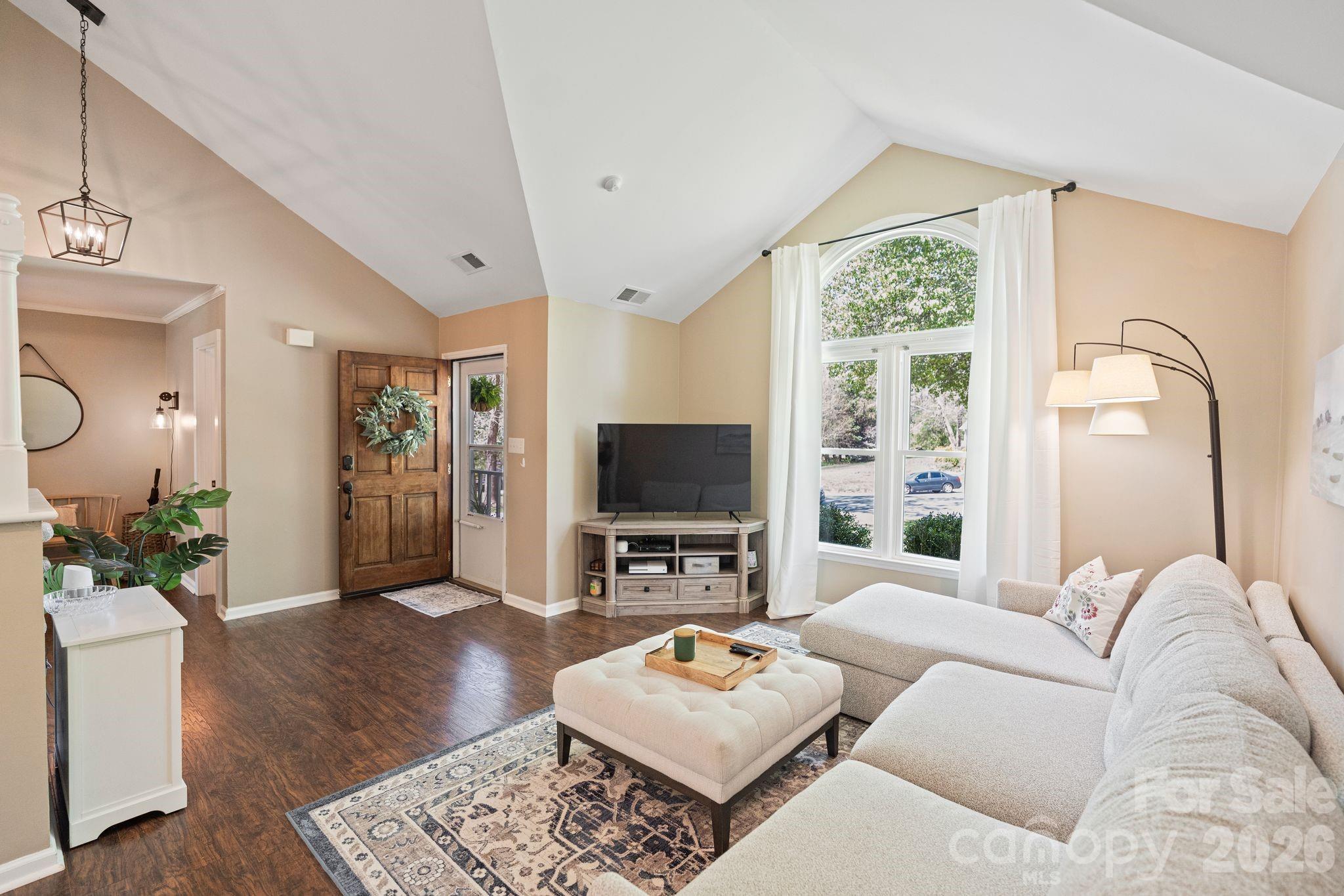 110 Steuben Drive — Huntersville