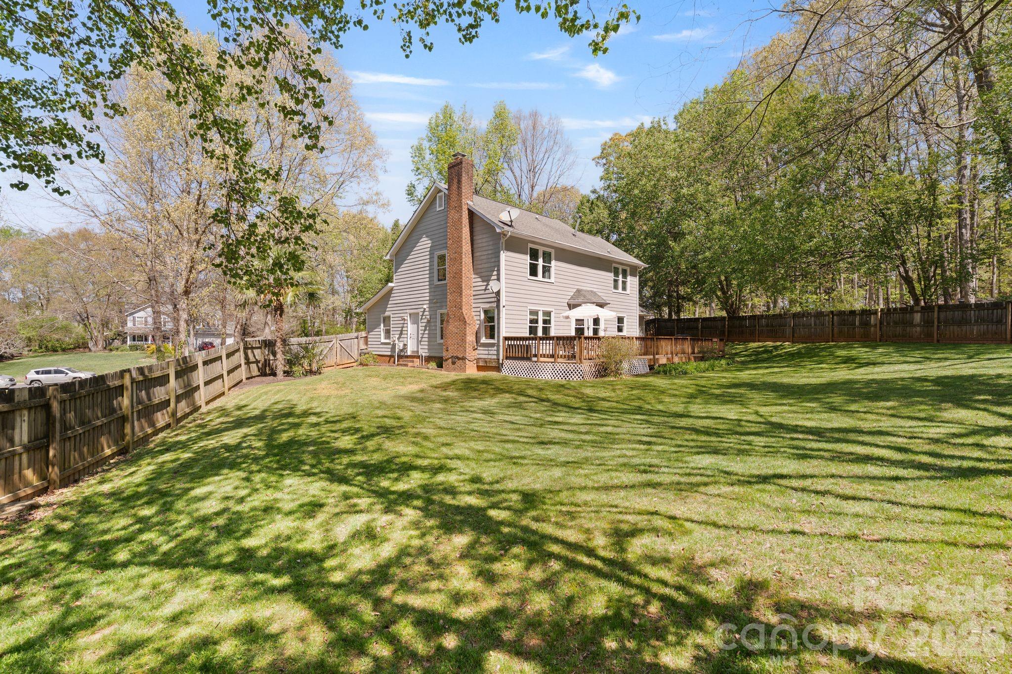 110 Steuben Drive — Huntersville