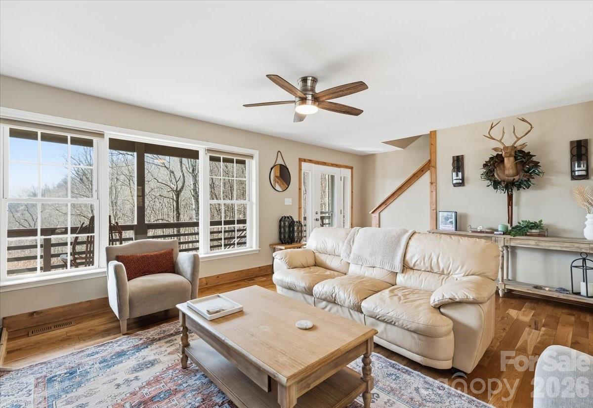 1045 Upward Way — Waynesville