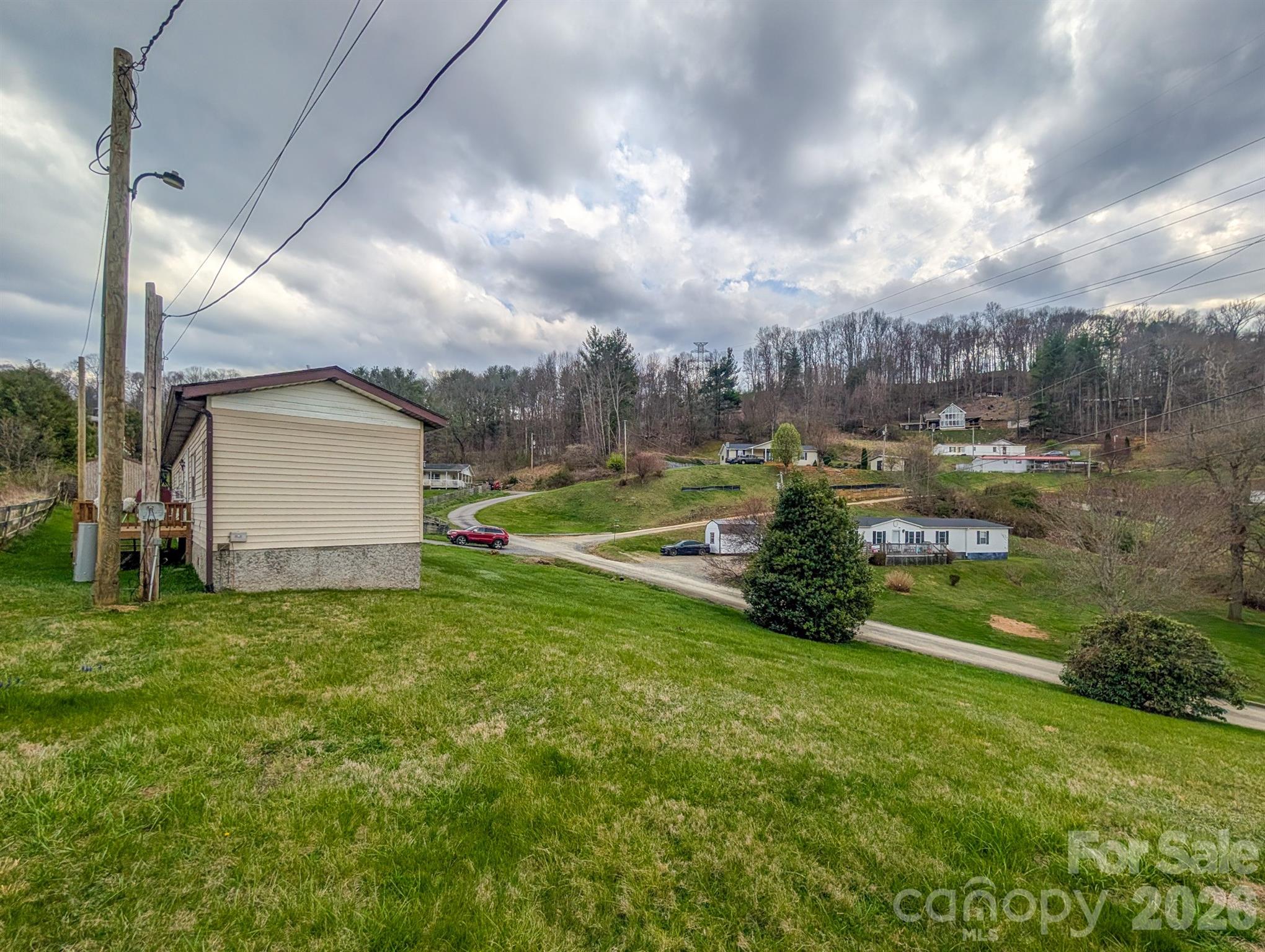 107 Mockingbird Lane — Burnsville