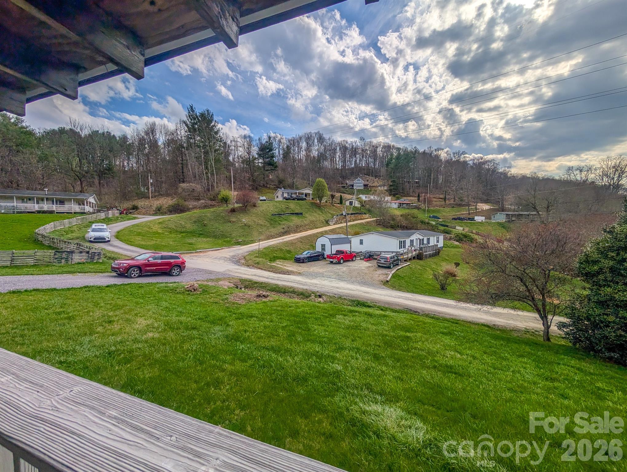 107 Mockingbird Lane — Burnsville