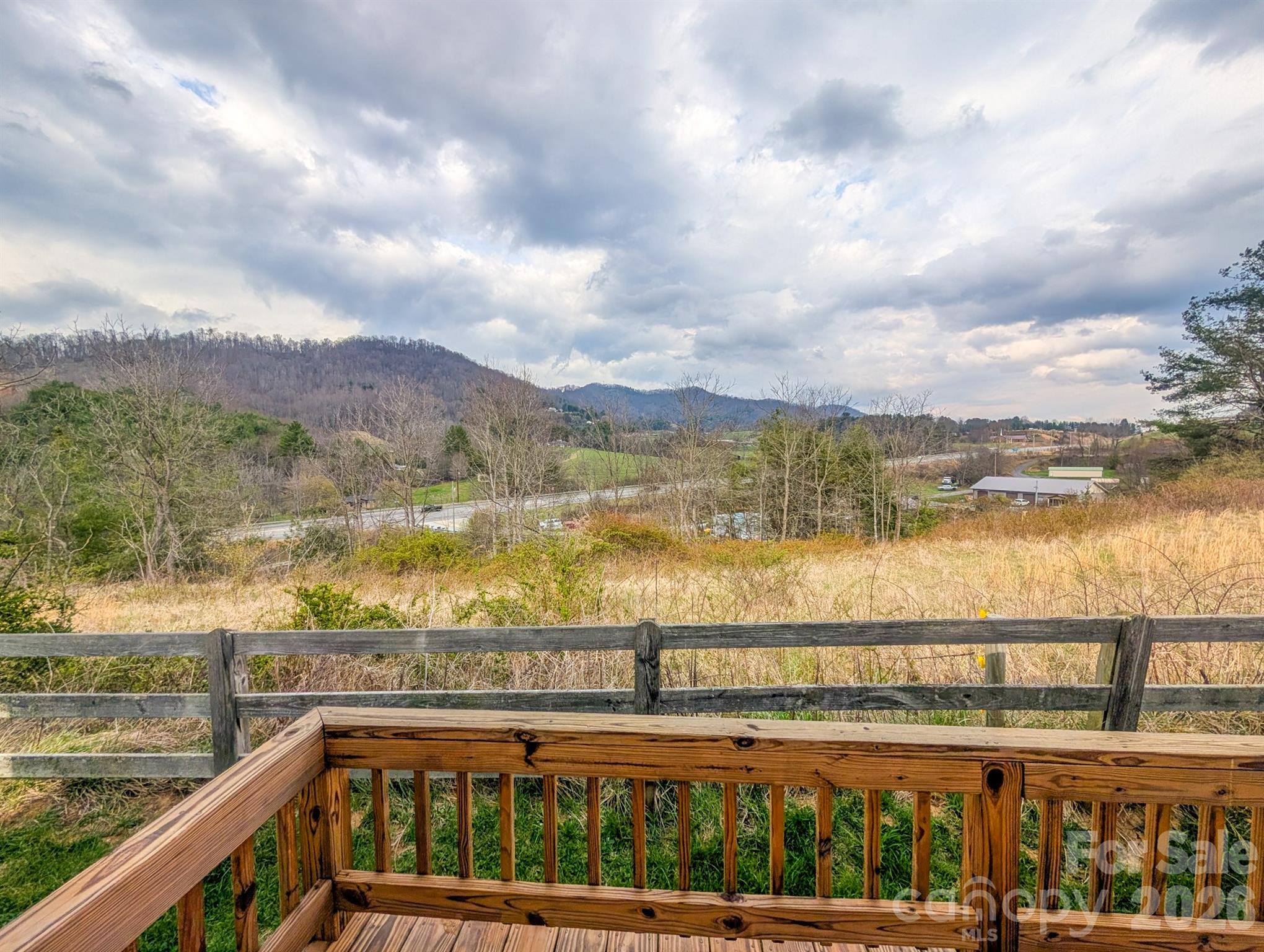 107 Mockingbird Lane — Burnsville