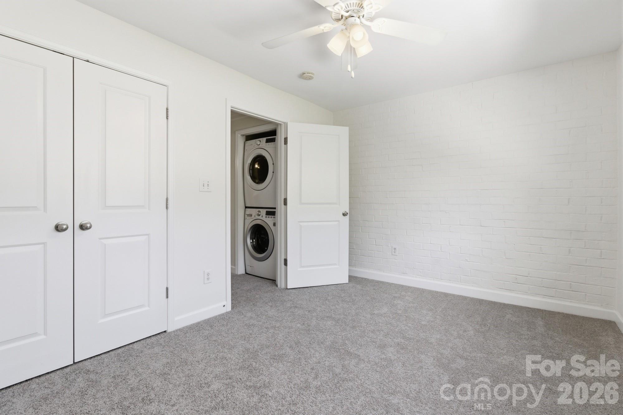 1336 Green Oaks Lane #E — Charlotte