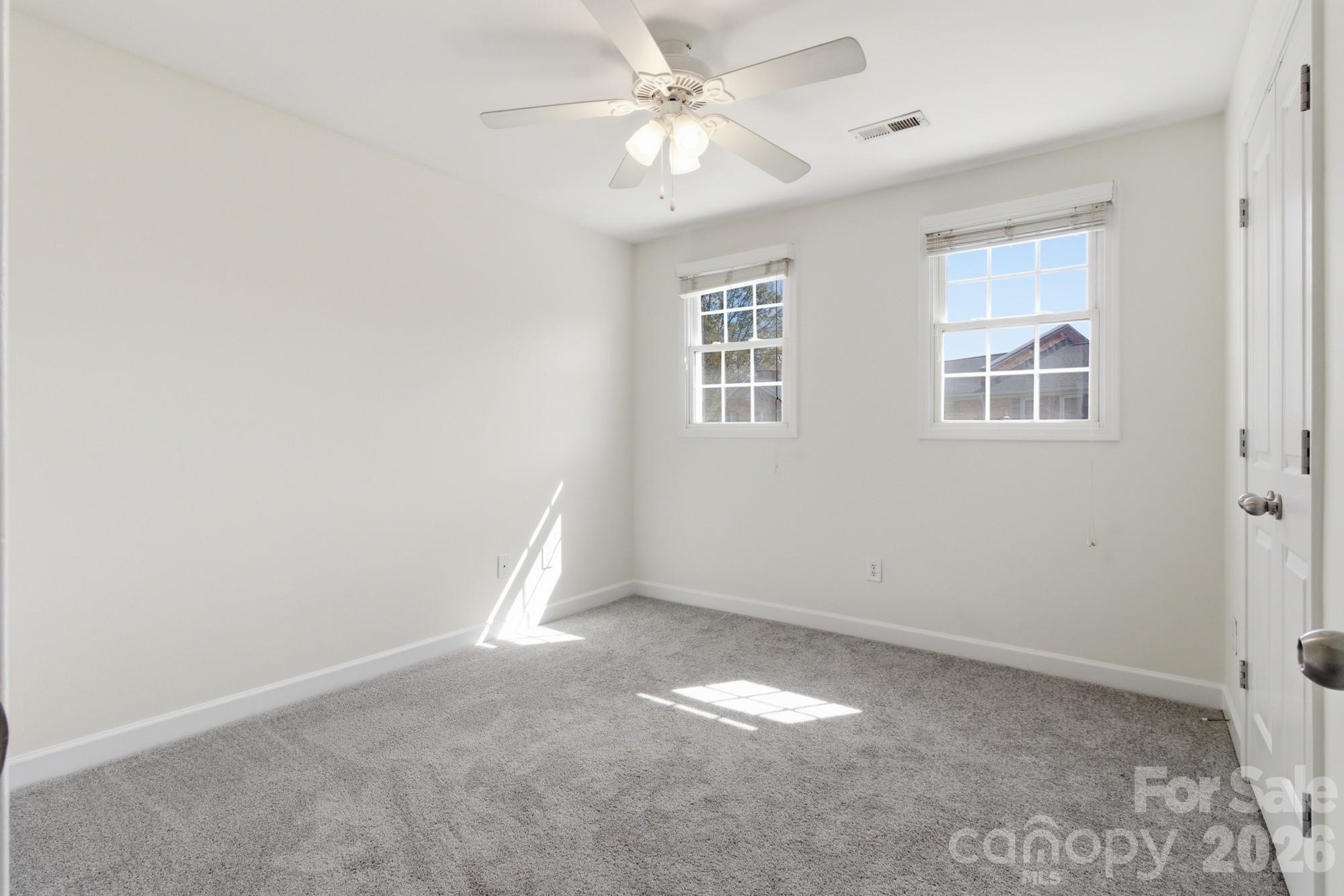 1336 Green Oaks Lane #E — Charlotte