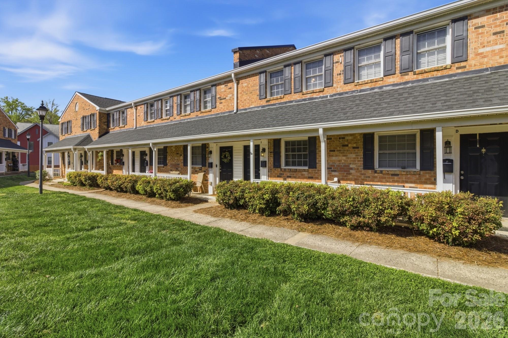 1336 Green Oaks Lane #E — Charlotte