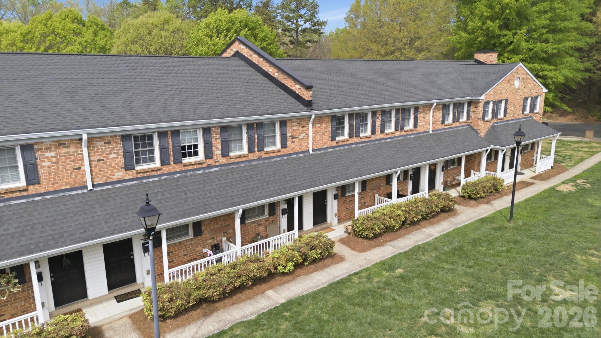 1336 Green Oaks Lane #E — Charlotte