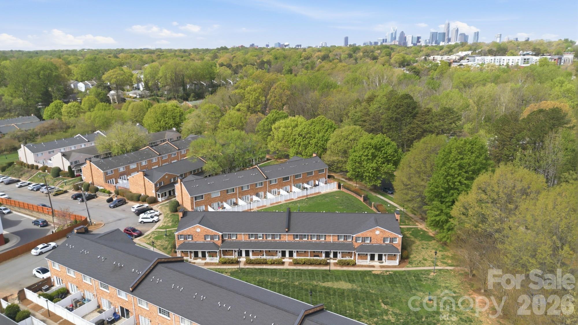 1336 Green Oaks Lane #E — Charlotte