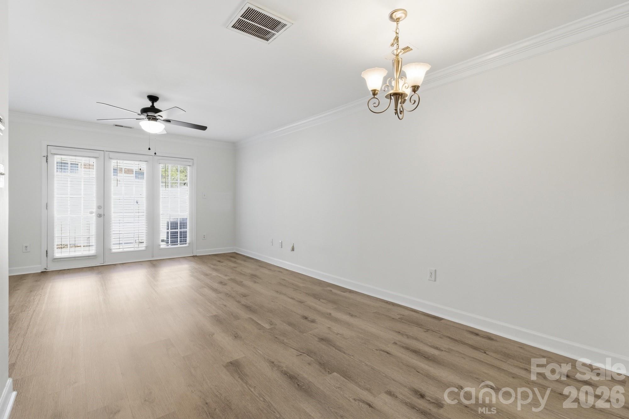 1336 Green Oaks Lane #E — Charlotte
