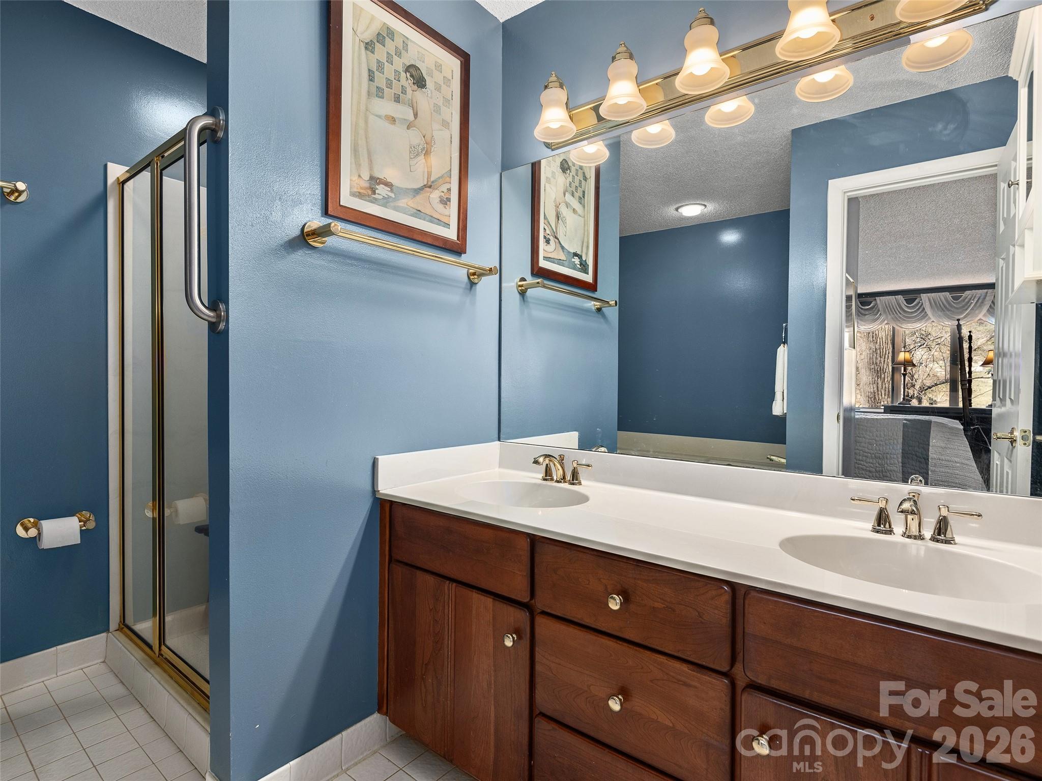 201 Crowfields Drive — Asheville