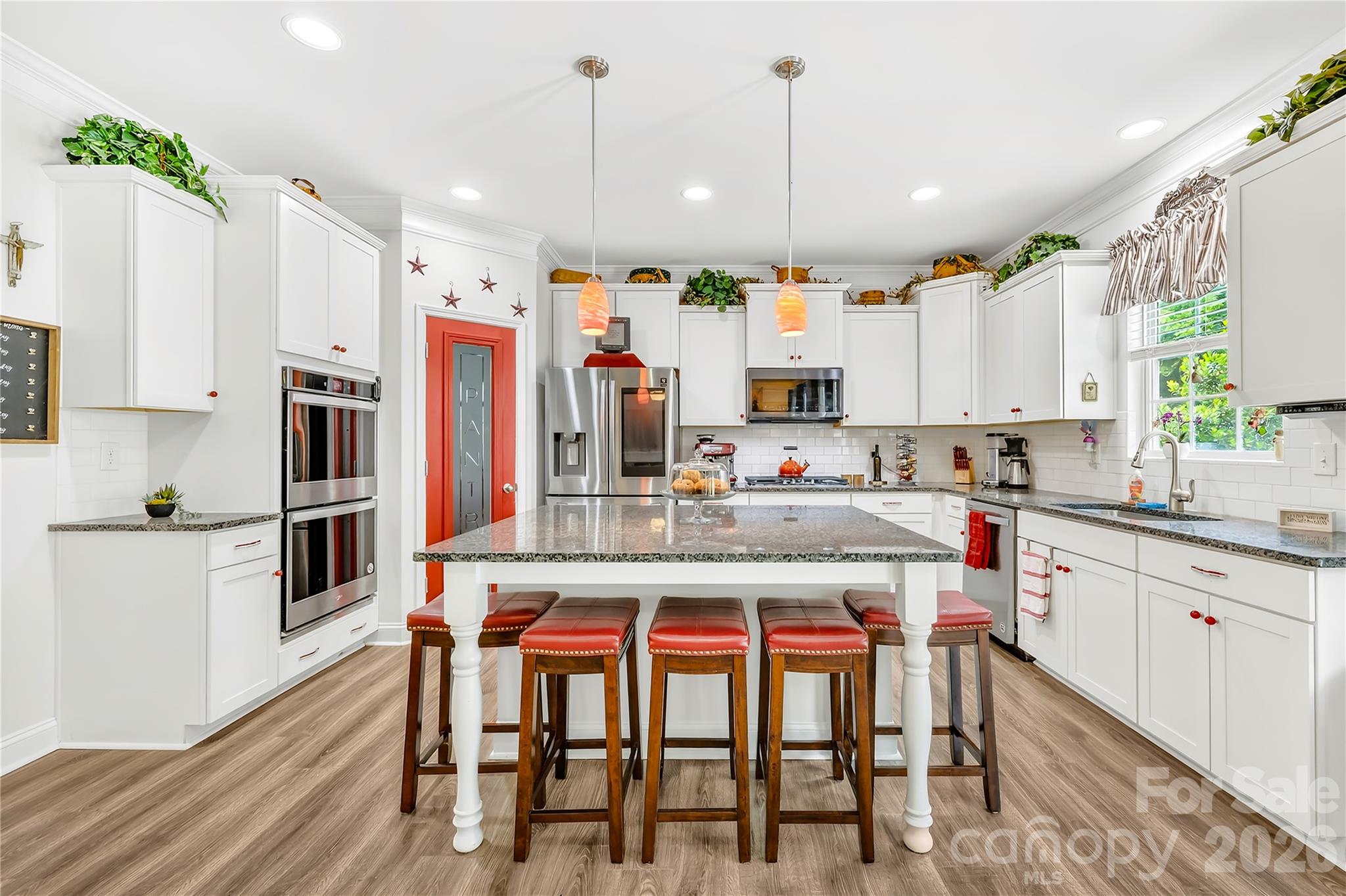 184 Chance Road — Mooresville