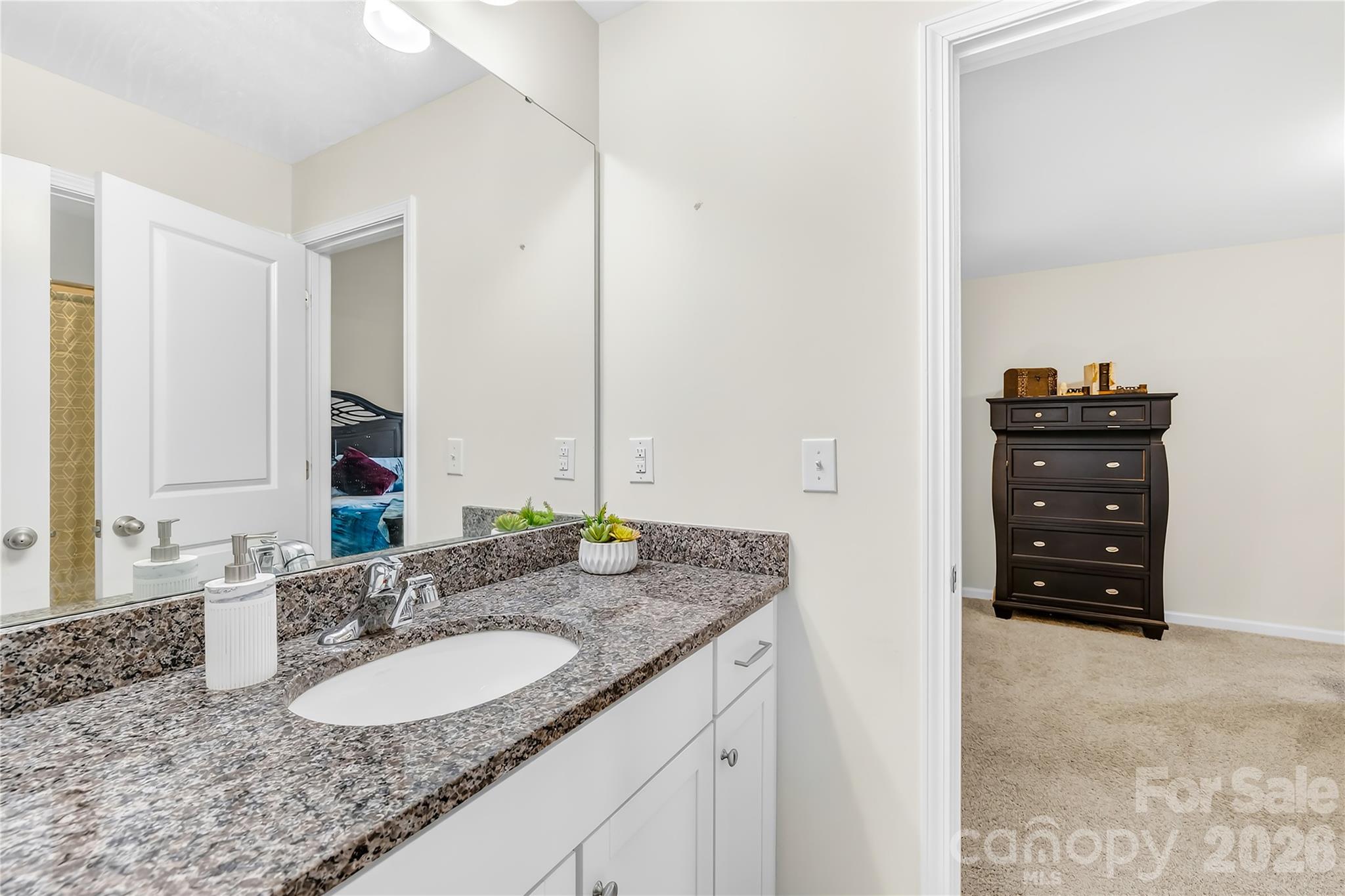 184 Chance Road — Mooresville