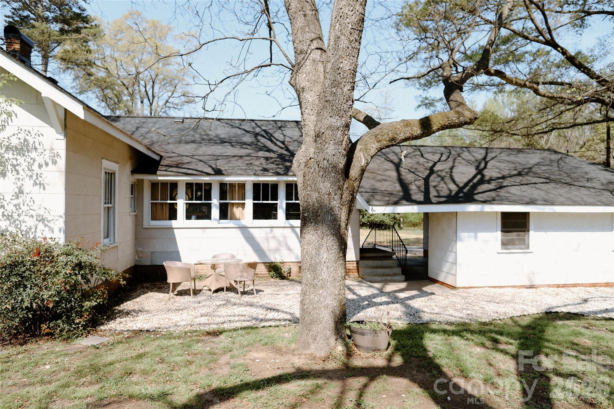 208 Locust Street — Kannapolis