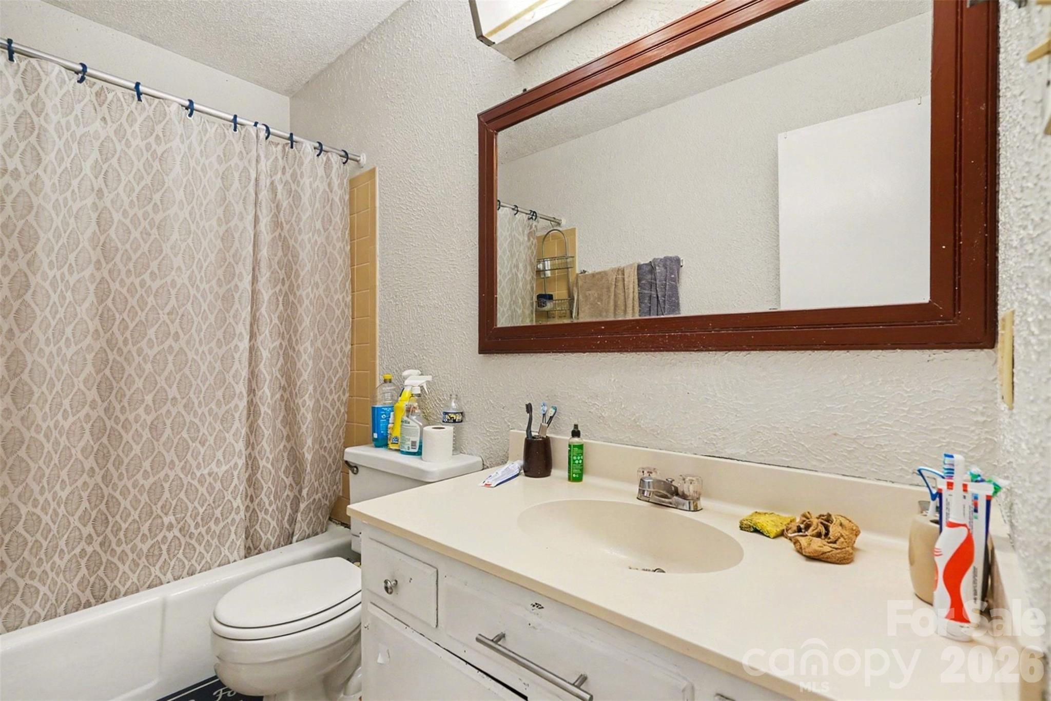 1535 Lansdale Drive #G — Charlotte