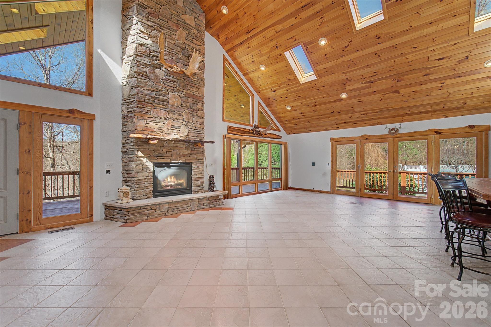 112 Hawks Nest Ridge — Cullowhee