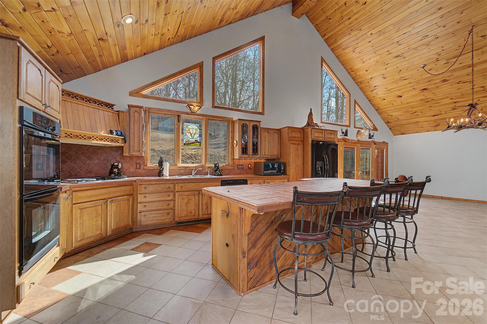 112 Hawks Nest Ridge — Cullowhee