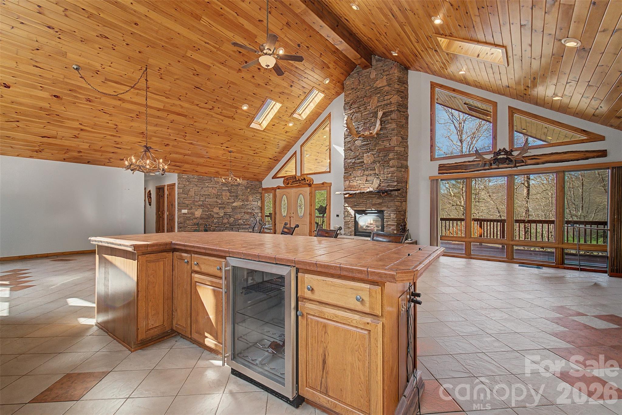 112 Hawks Nest Ridge — Cullowhee