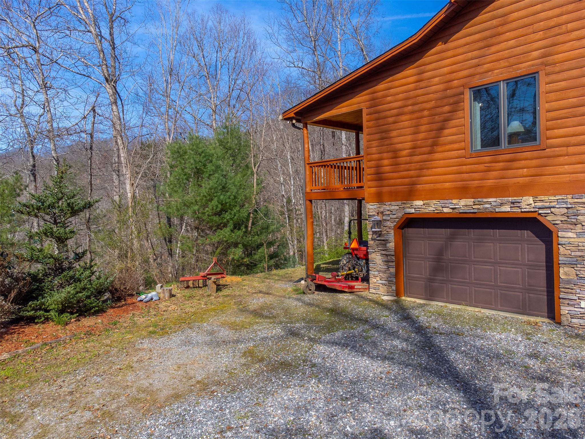 112 Hawks Nest Ridge — Cullowhee