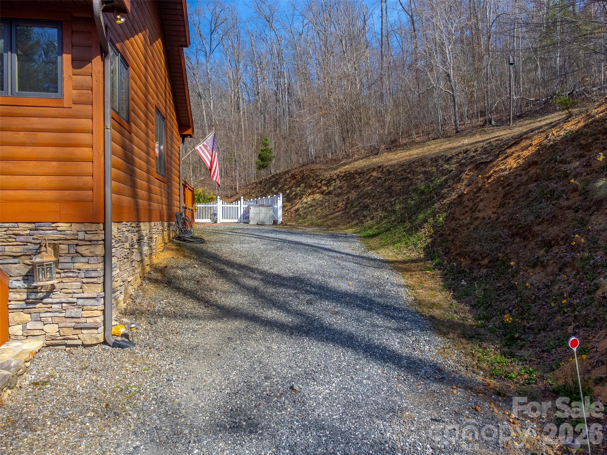 112 Hawks Nest Ridge — Cullowhee
