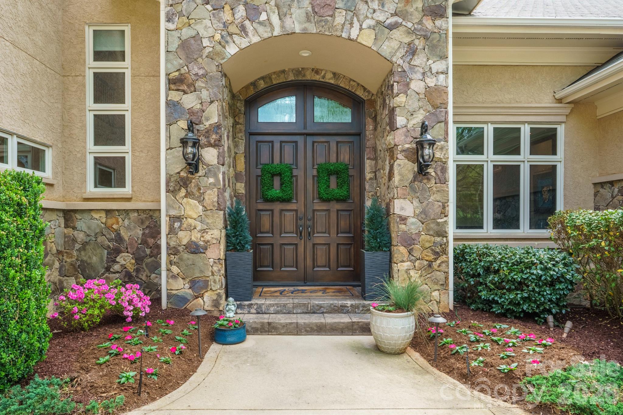 11808 Pleasant Wyatt Place — Charlotte