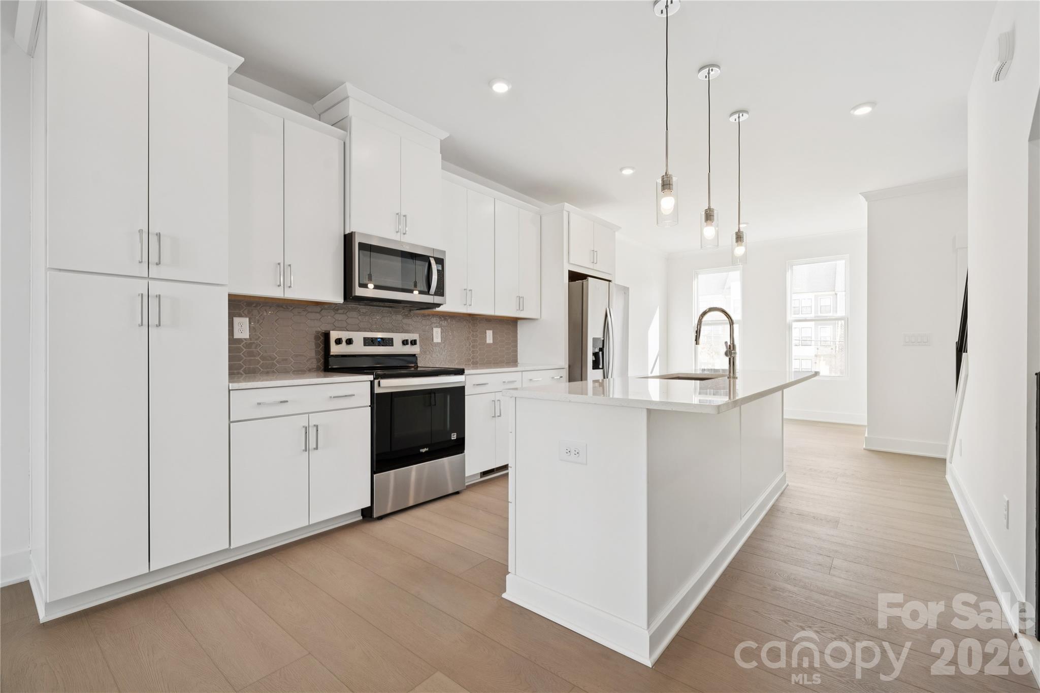 3656 S Tryon Street — Charlotte