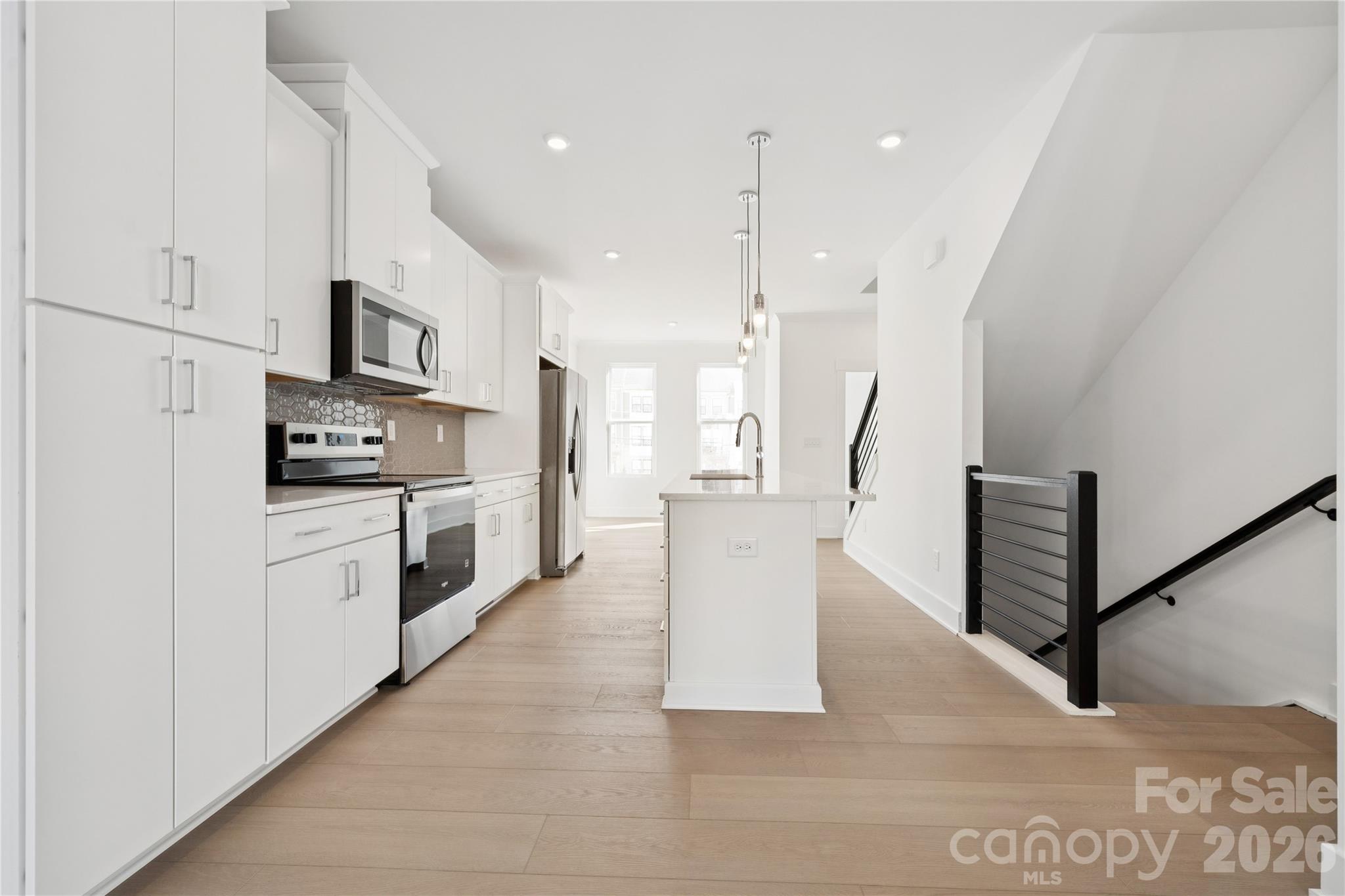 3656 S Tryon Street — Charlotte