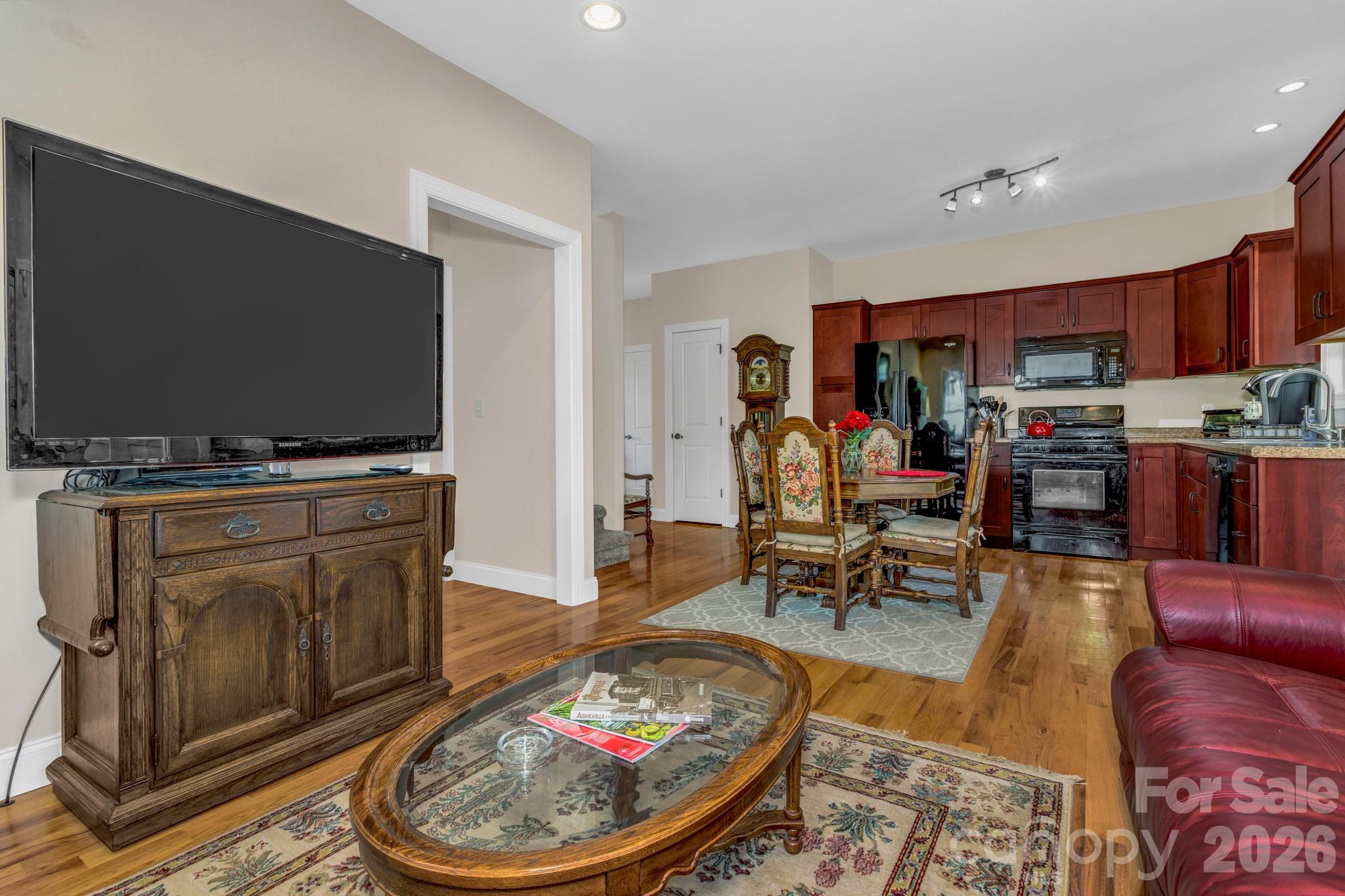 122 Craggy Street — Black Mountain
