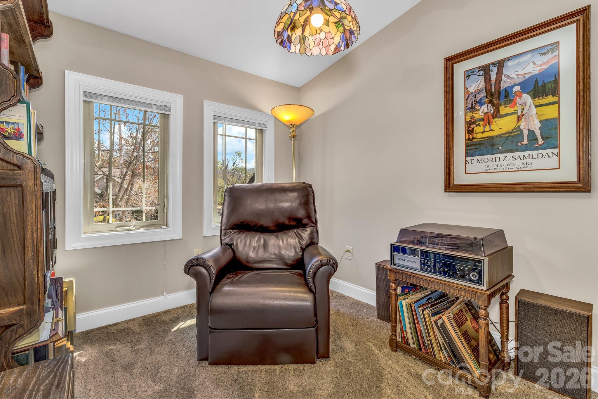 122 Craggy Street — Black Mountain