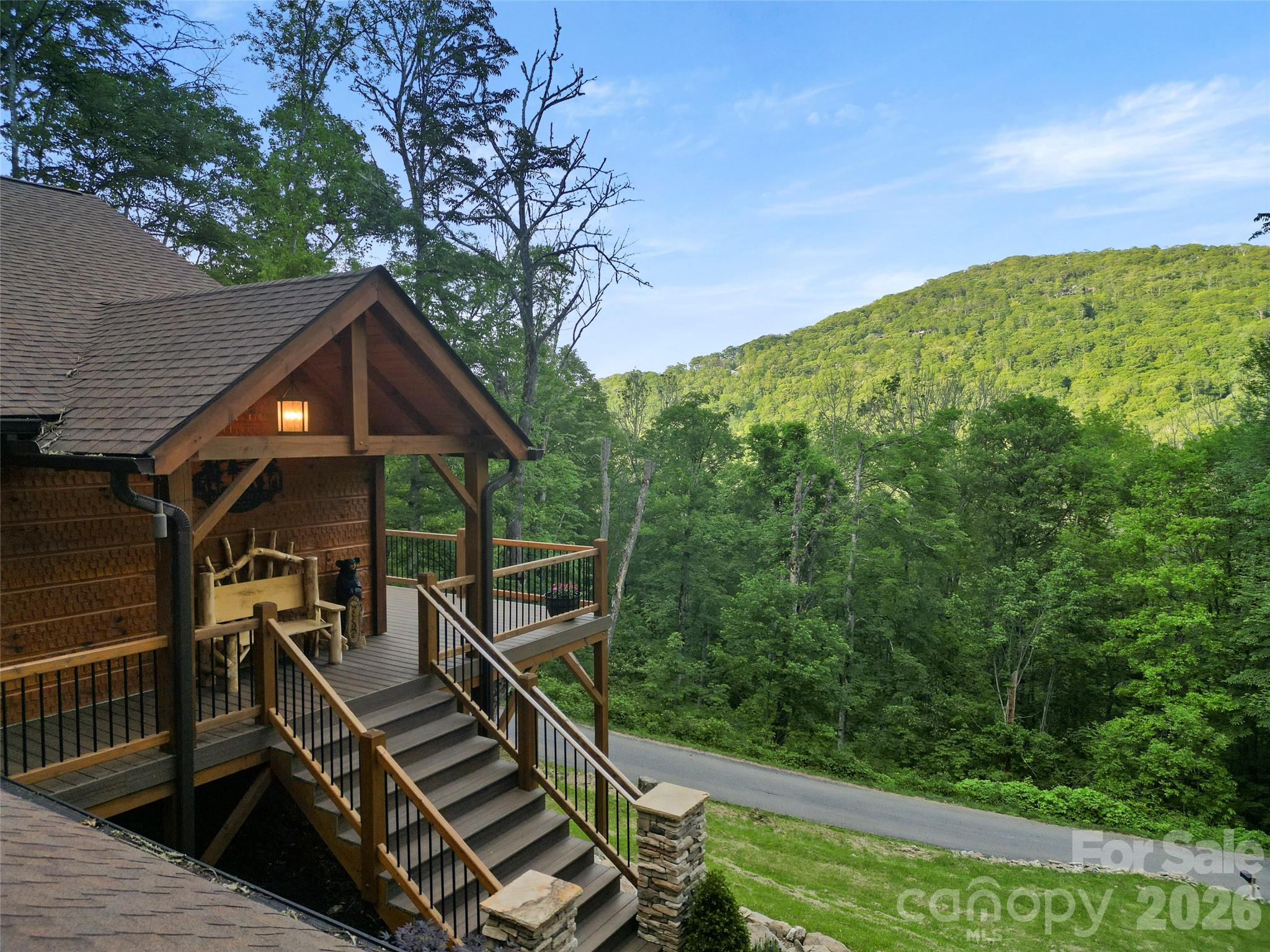 85 Iga Trail — Maggie Valley