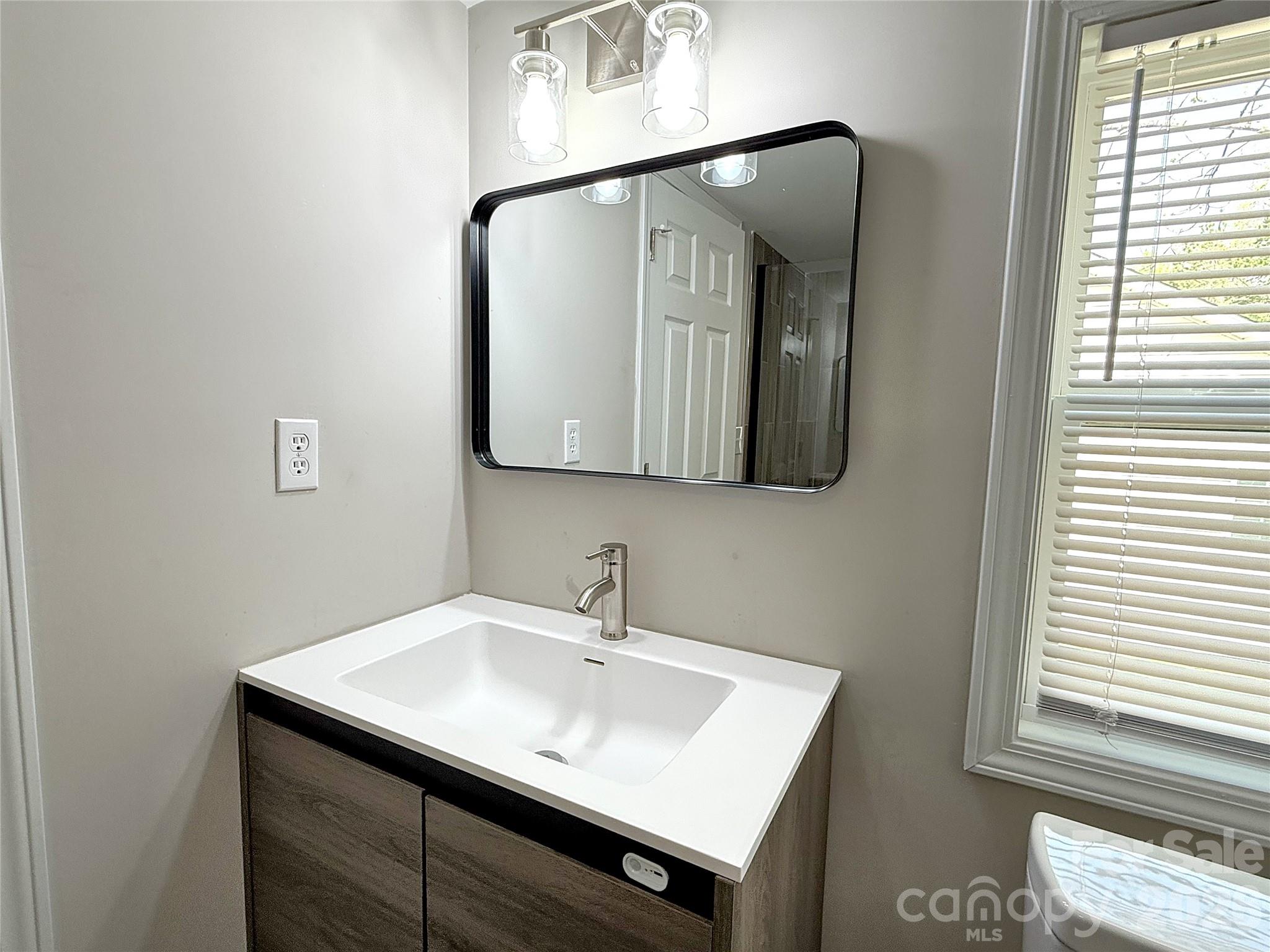 1332 Poplar Glen Drive — Kannapolis