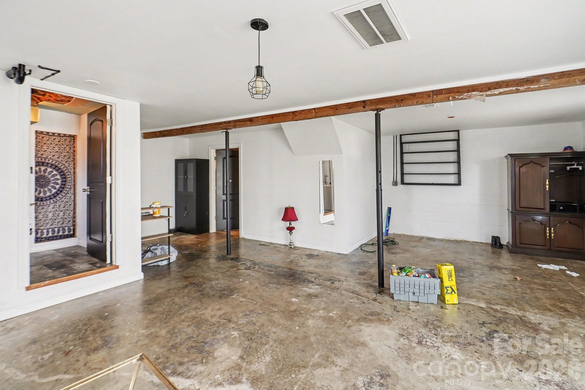 508 Pineywood Road — Thomasville