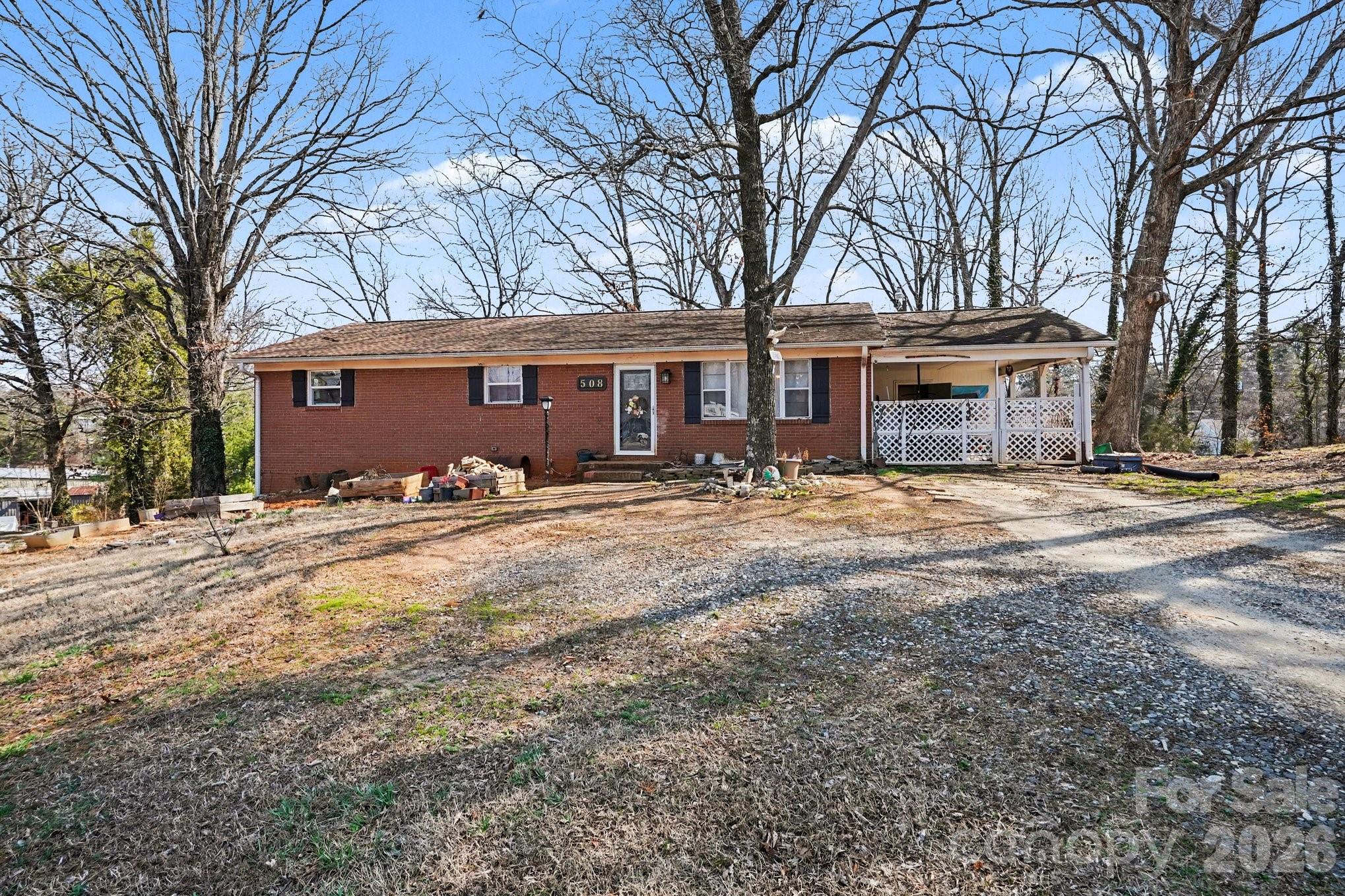 508 Pineywood Road — Thomasville