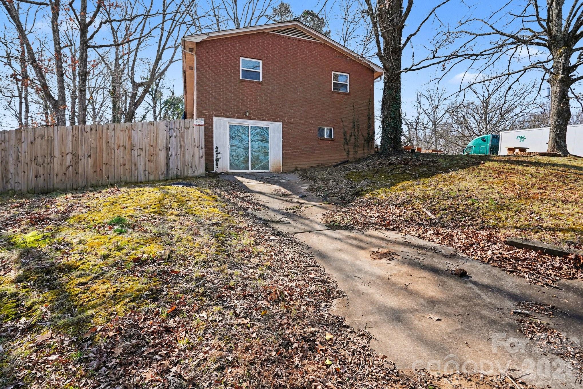508 Pineywood Road — Thomasville
