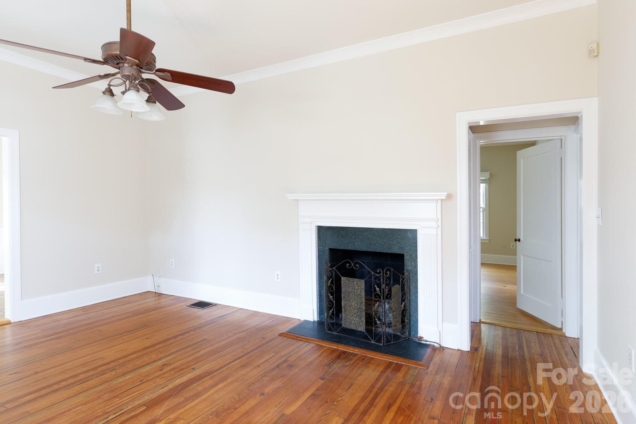 224 W 4th Avenue — Gastonia