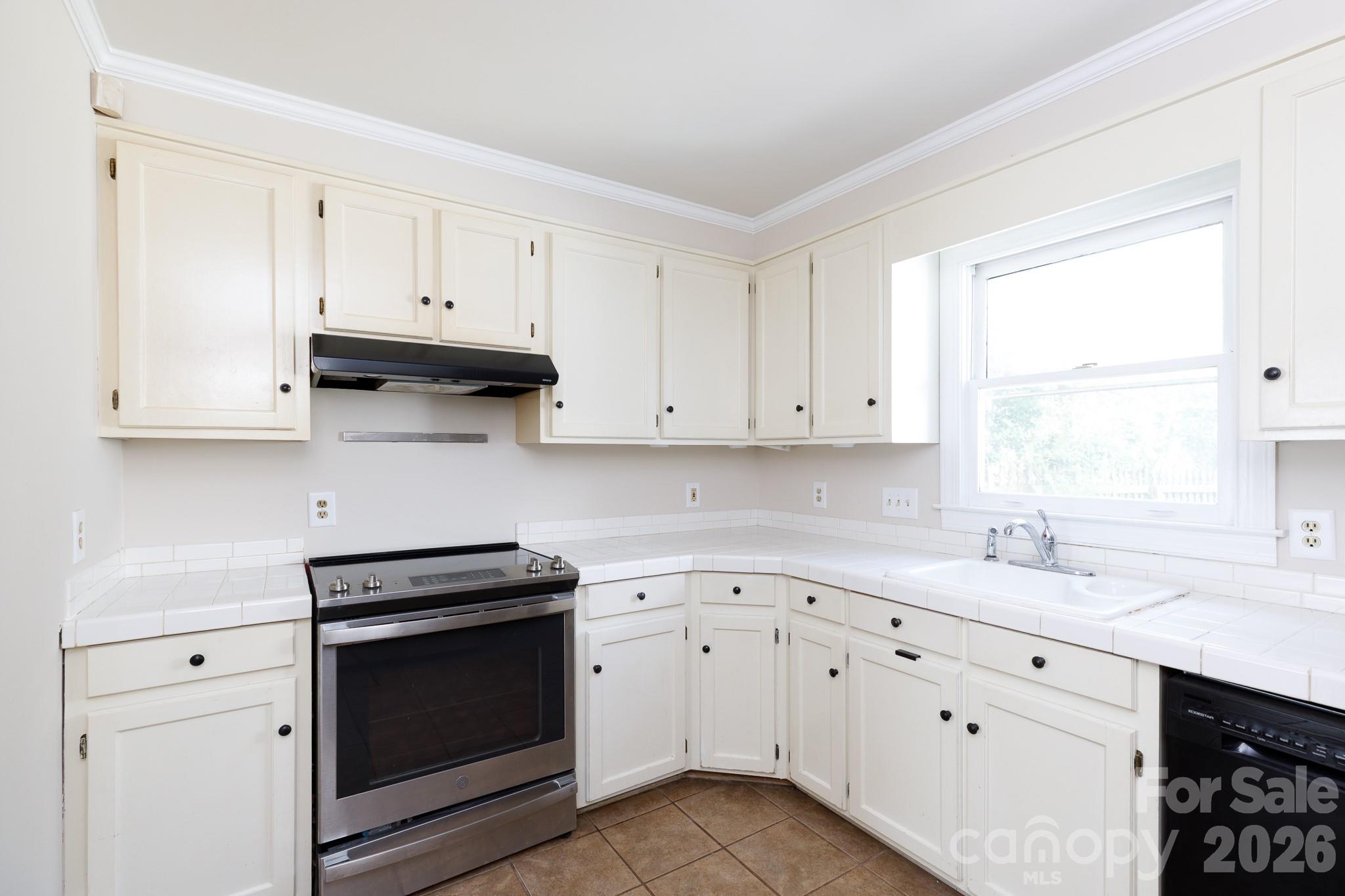 224 W 4th Avenue — Gastonia