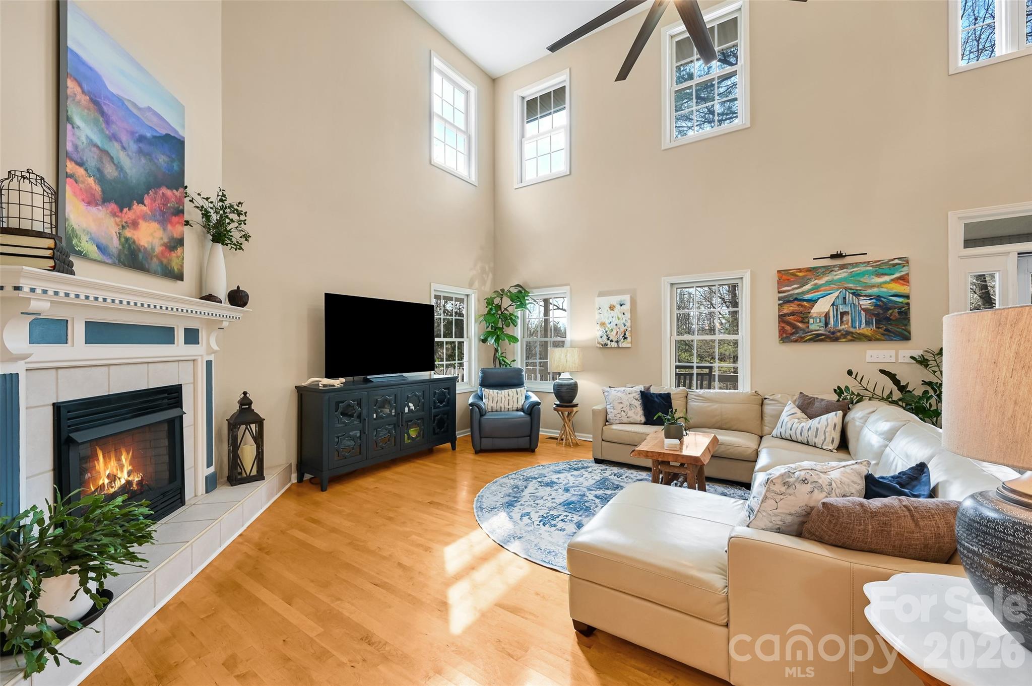 94 Squirrel Trail — Hendersonville