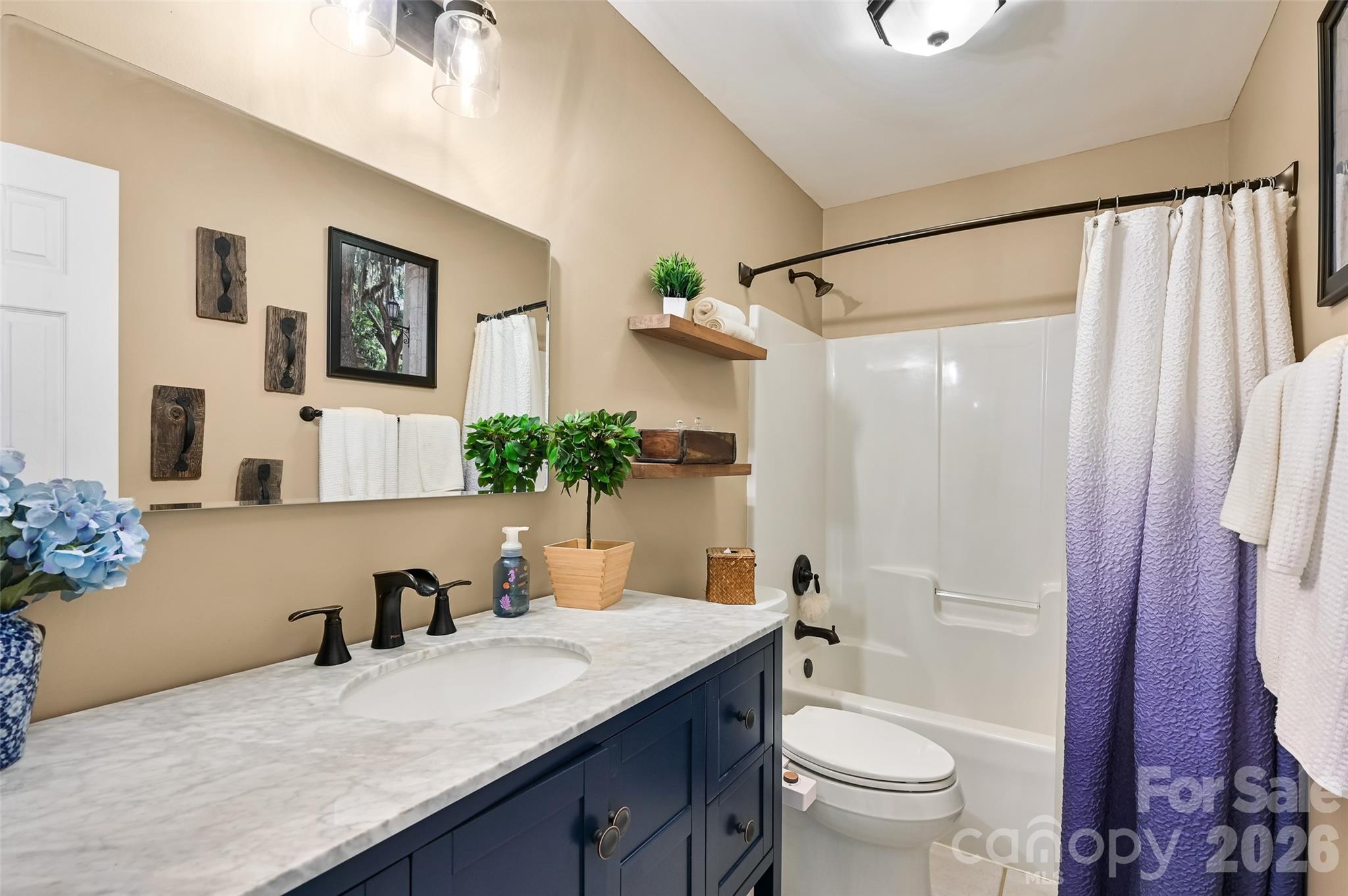 94 Squirrel Trail — Hendersonville