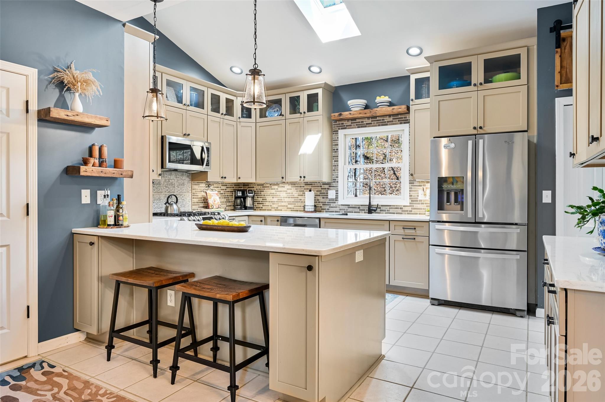 94 Squirrel Trail — Hendersonville