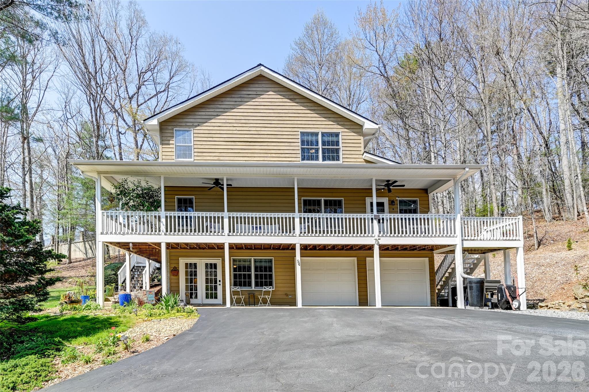 94 Squirrel Trail — Hendersonville