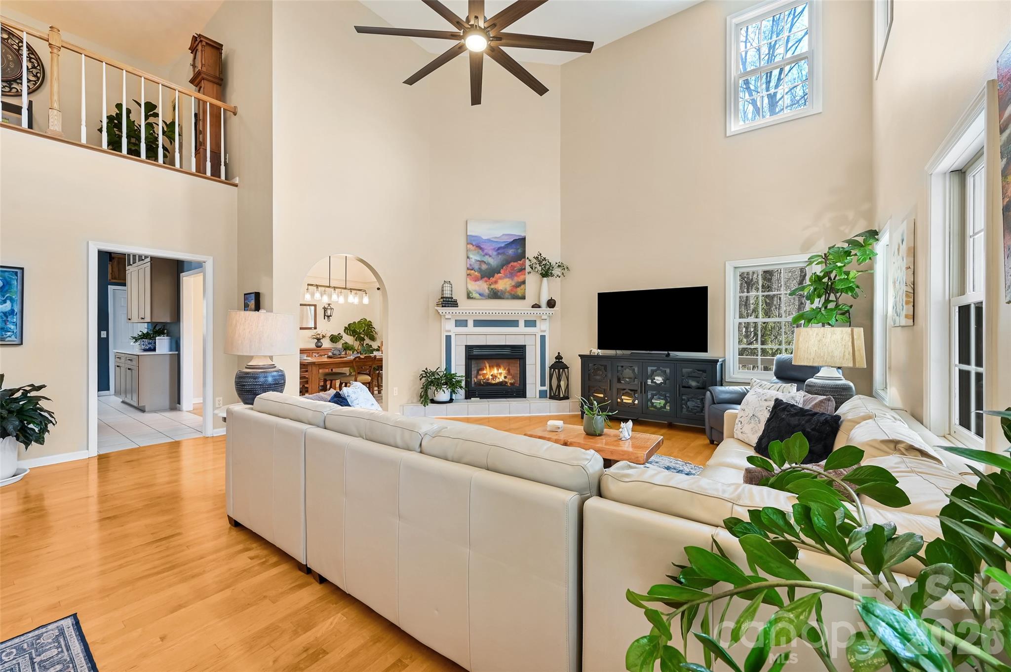 94 Squirrel Trail — Hendersonville