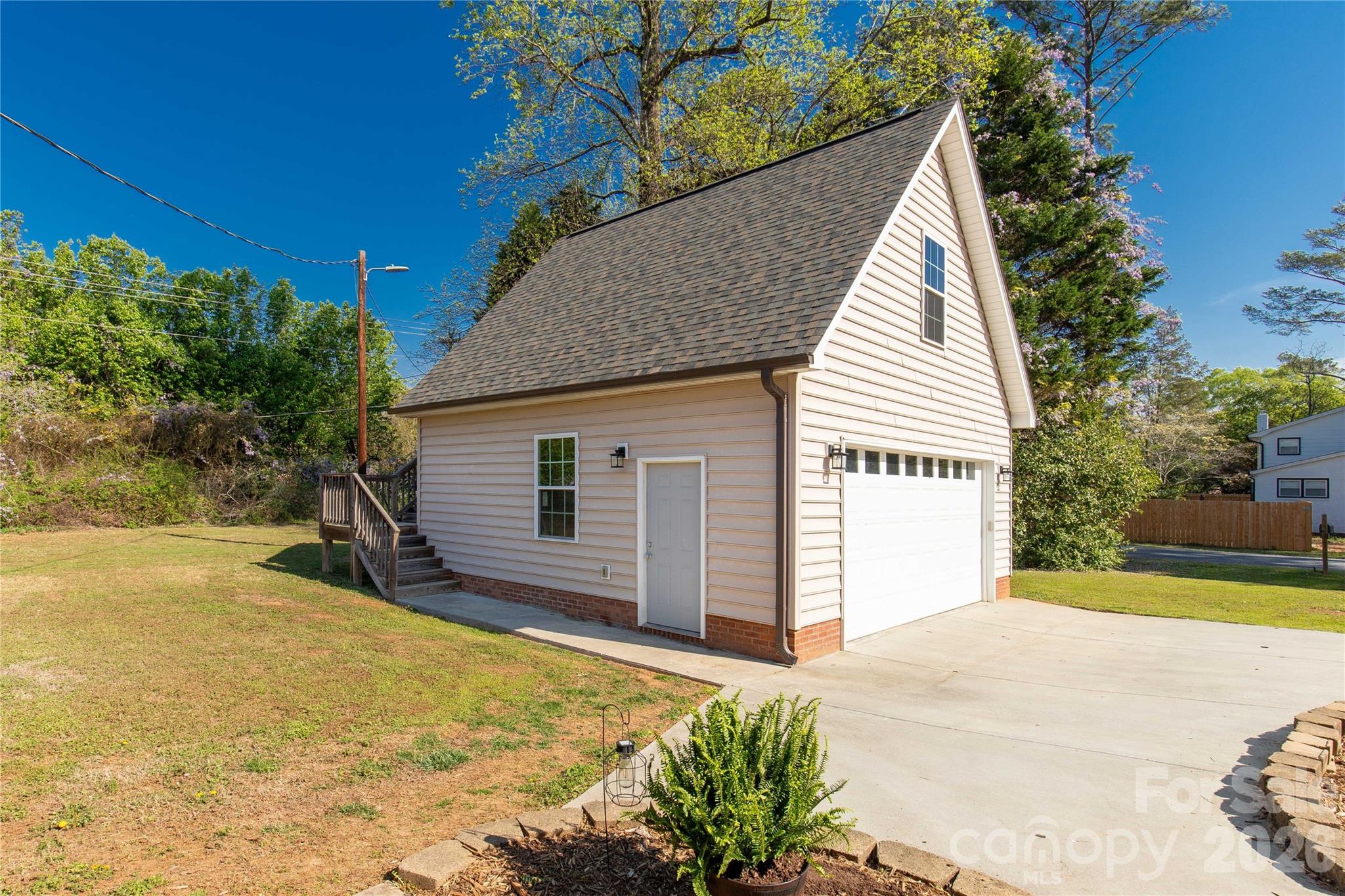 1212 Pinecrest Drive — Rock Hill