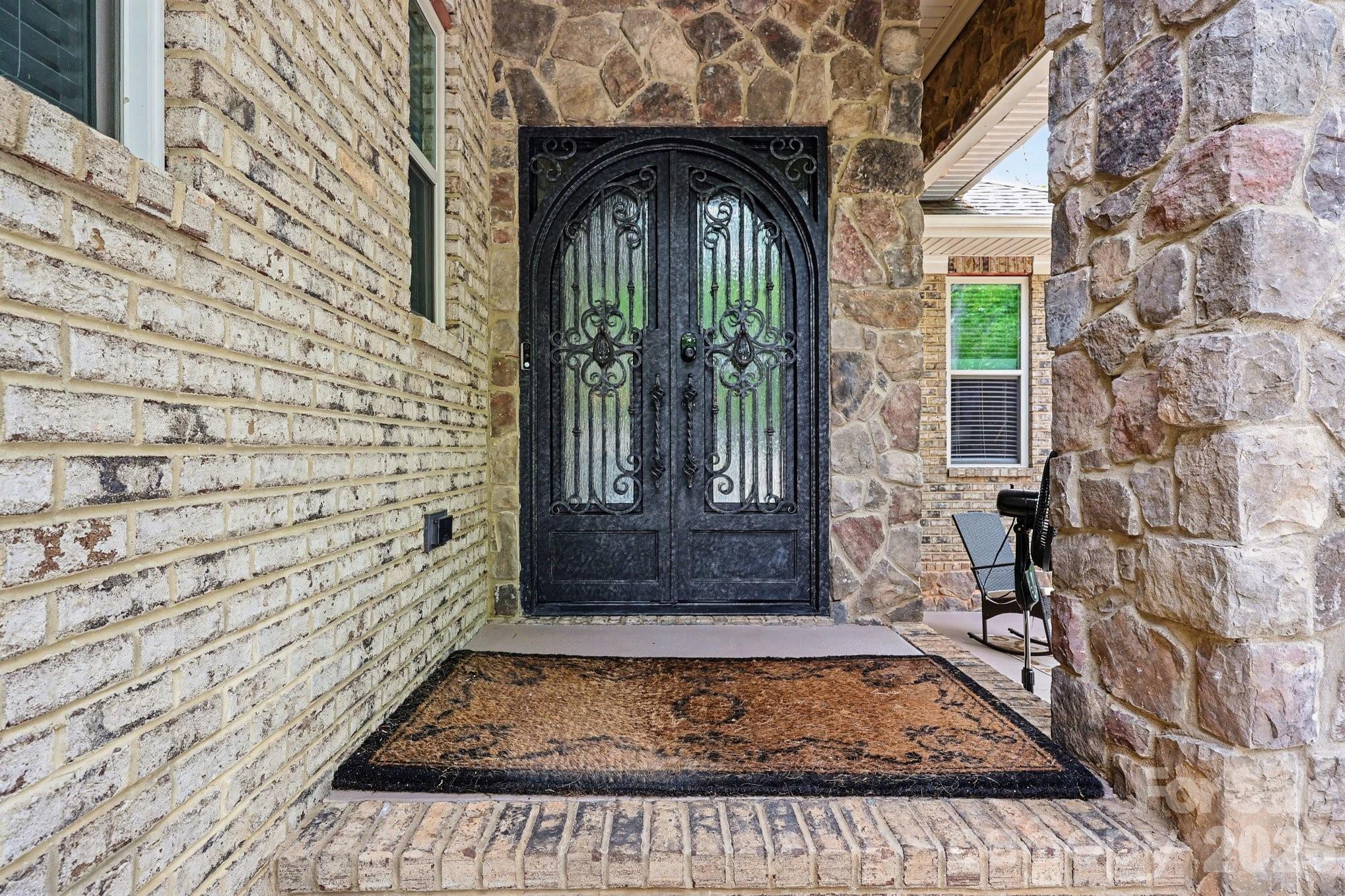 1629 Healing Springs Drive — Denton