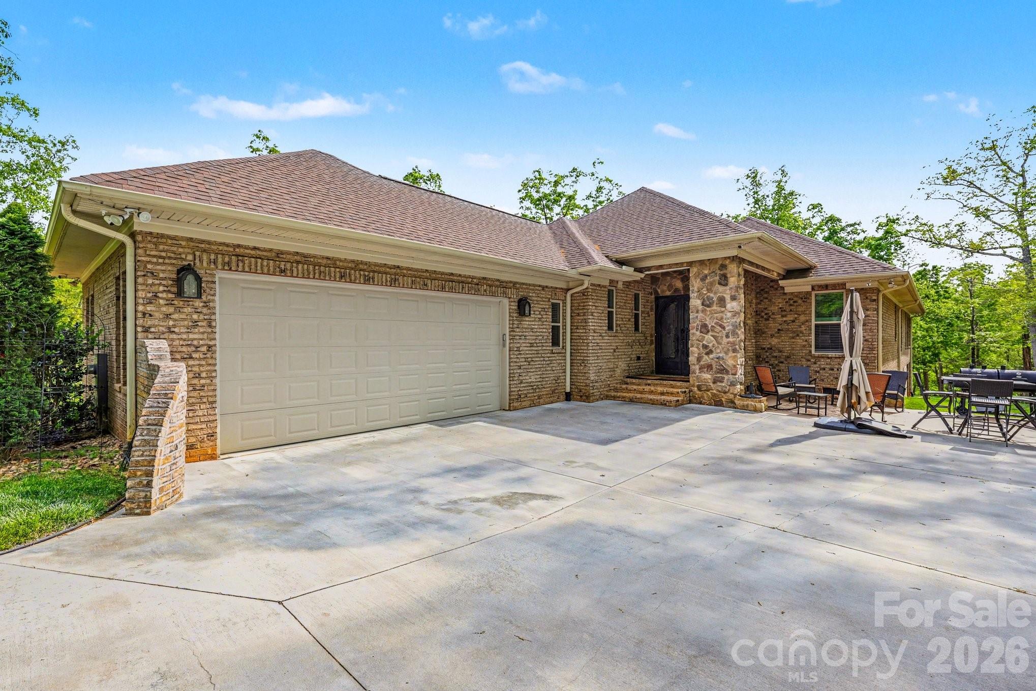 1629 Healing Springs Drive — Denton