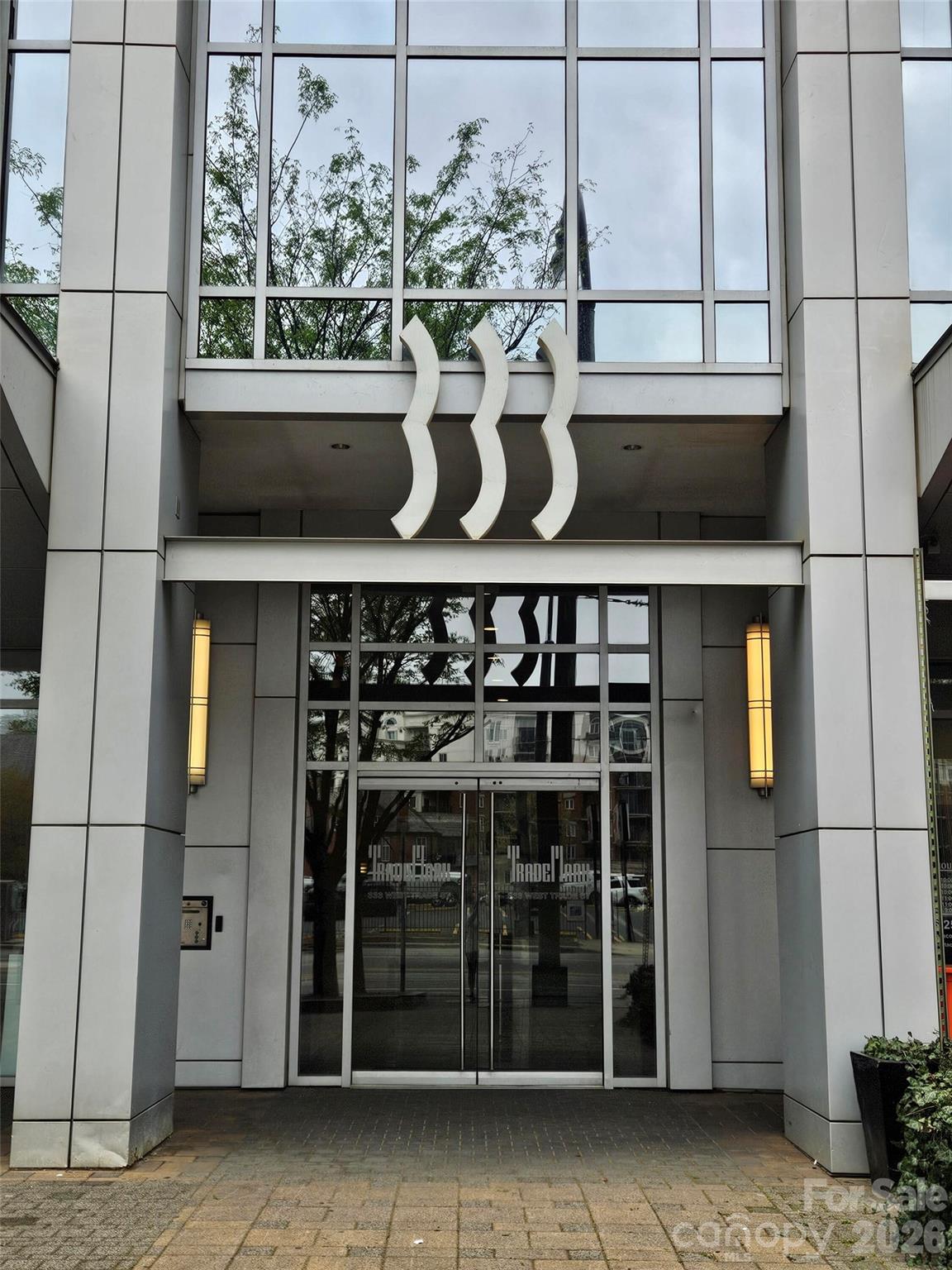 333 W Trade Street #1202 — Charlotte