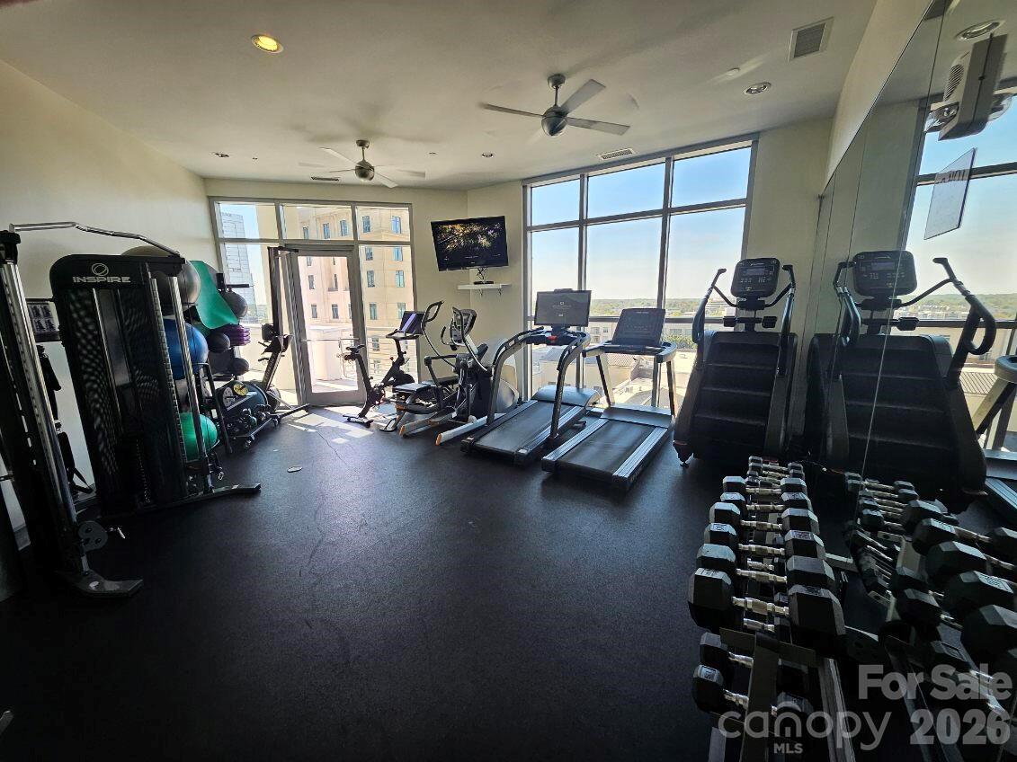 333 W Trade Street #1202 — Charlotte