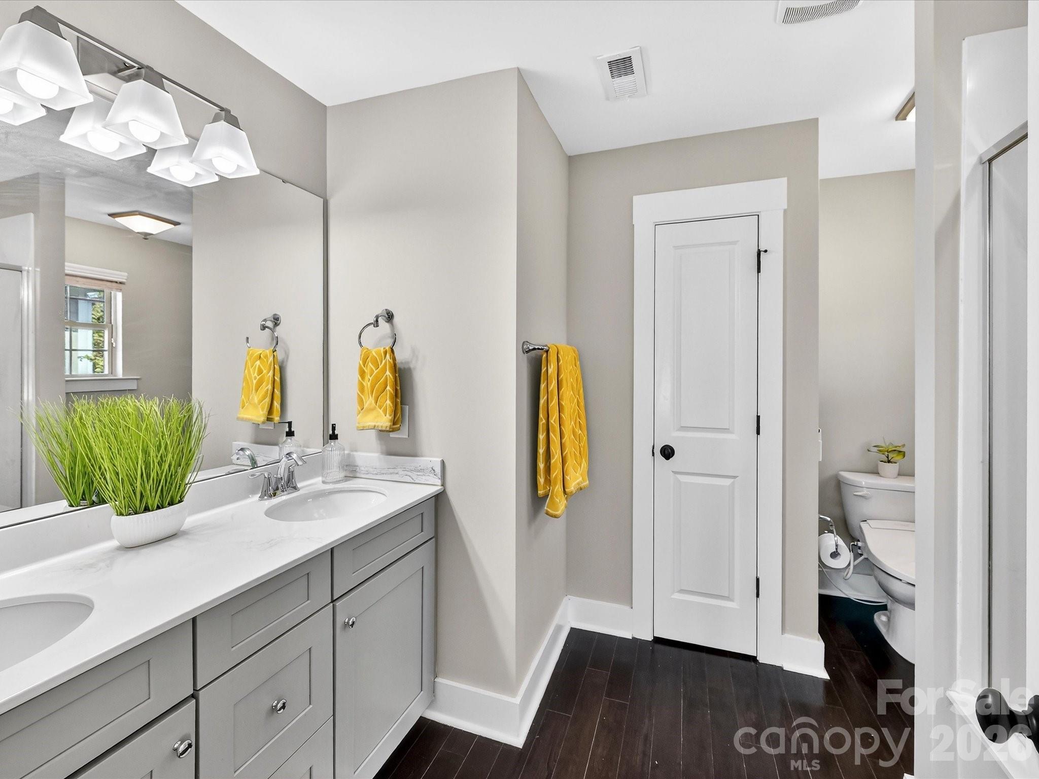 2718 Tranquil Oak Place — Charlotte
