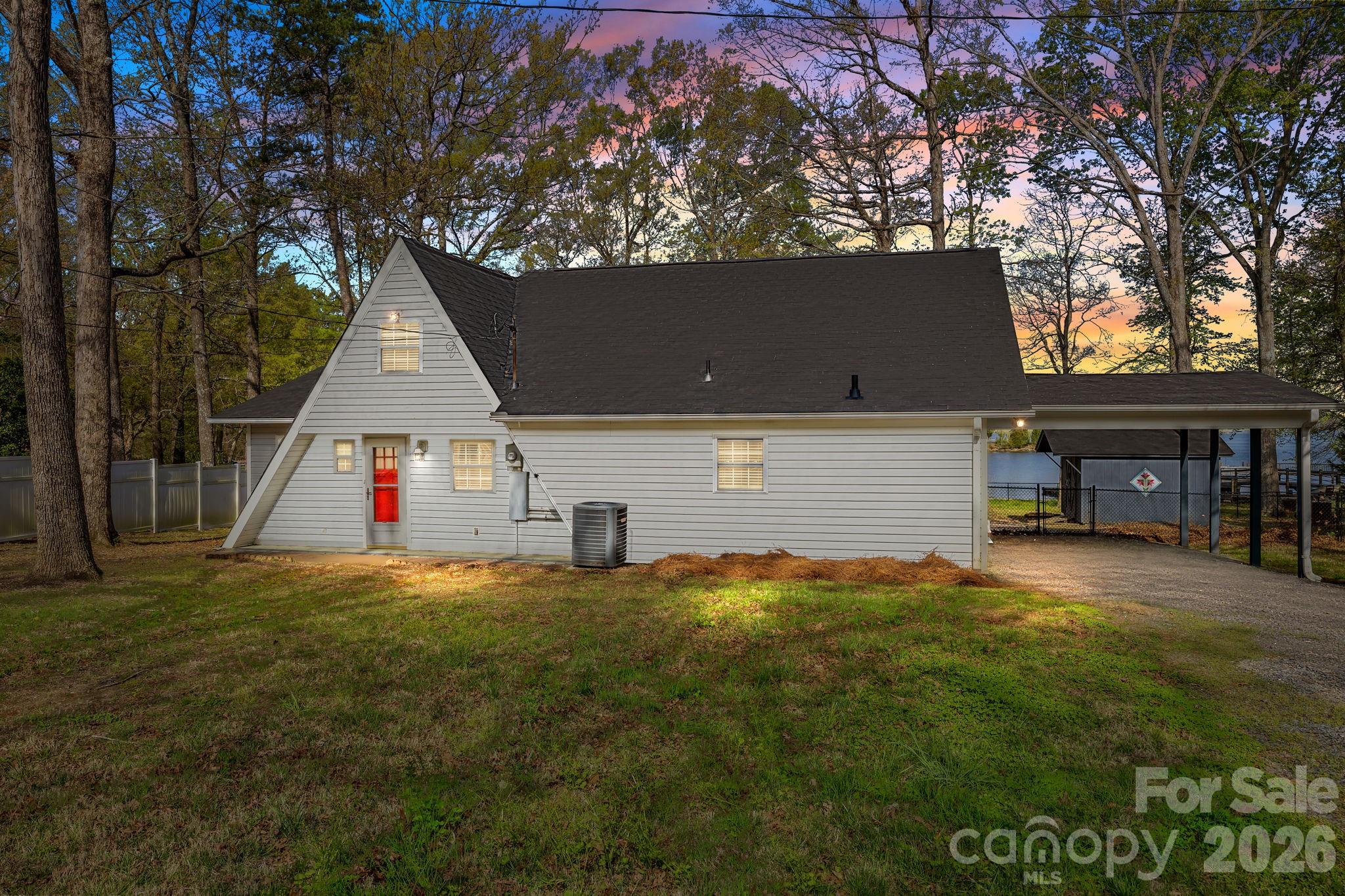 1870 Scout Road — Salisbury